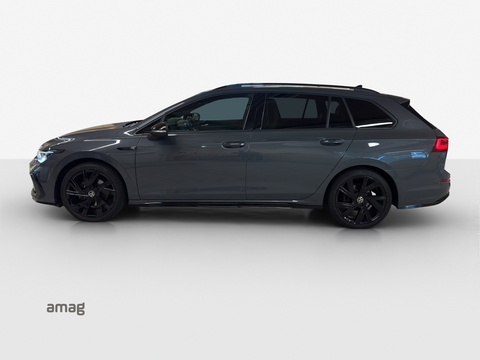 VW Golf Variant 1.5 eTSI mHEV R-Line-image-1
