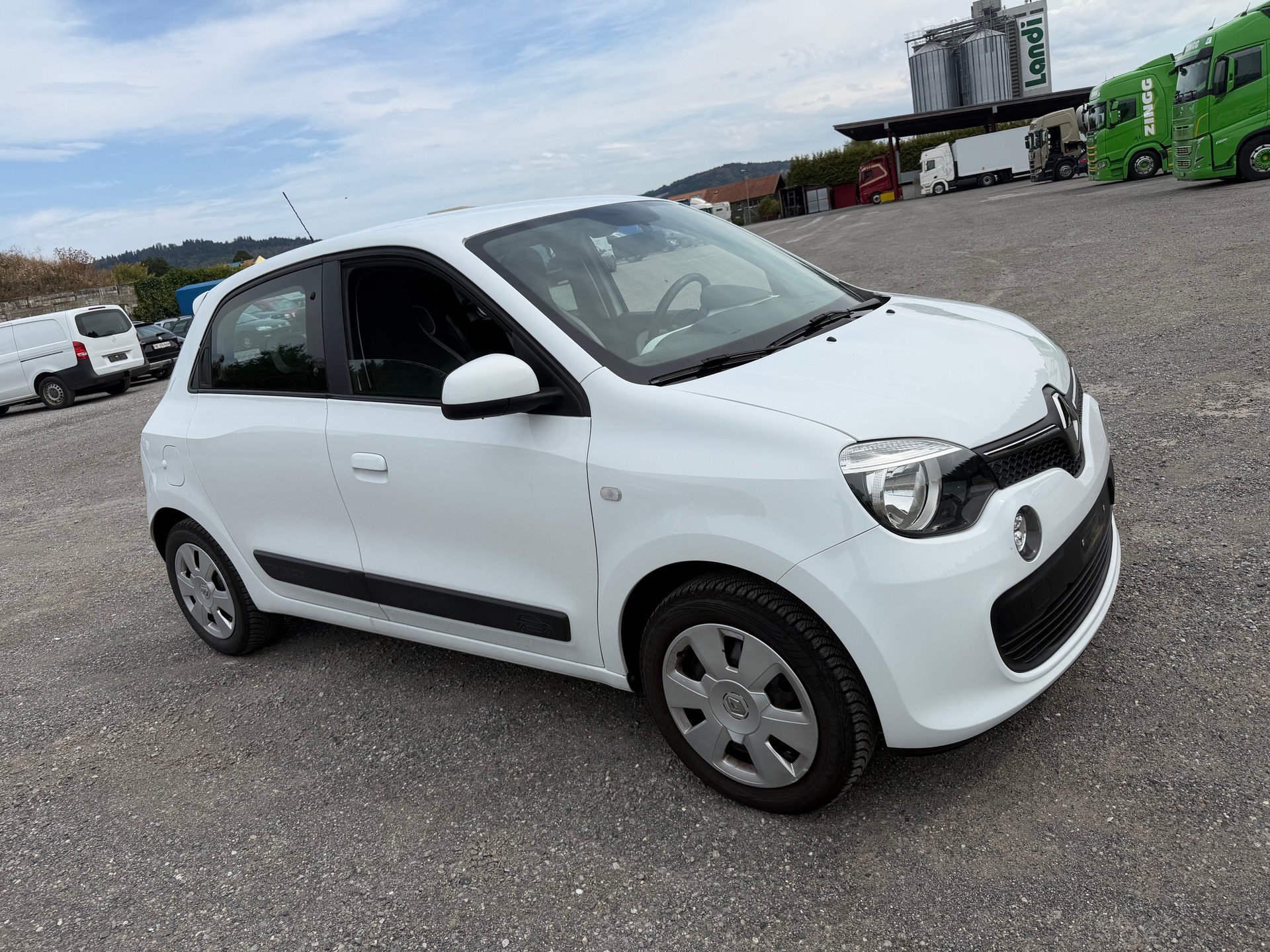 RENAULT Twingo 0.9 Intens-image-2