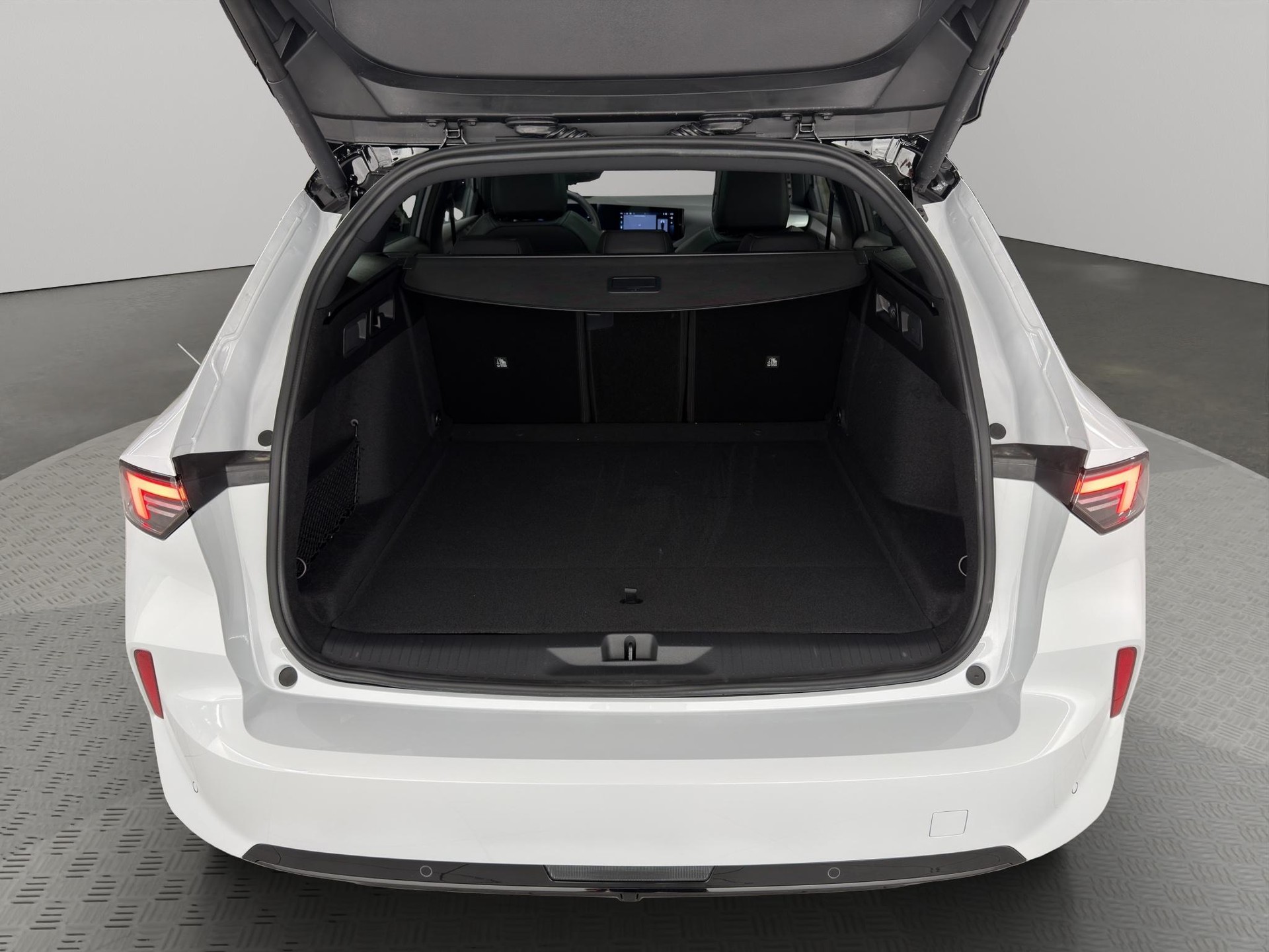 OPEL Astra-e Sports Tourer Ultimate-image-6