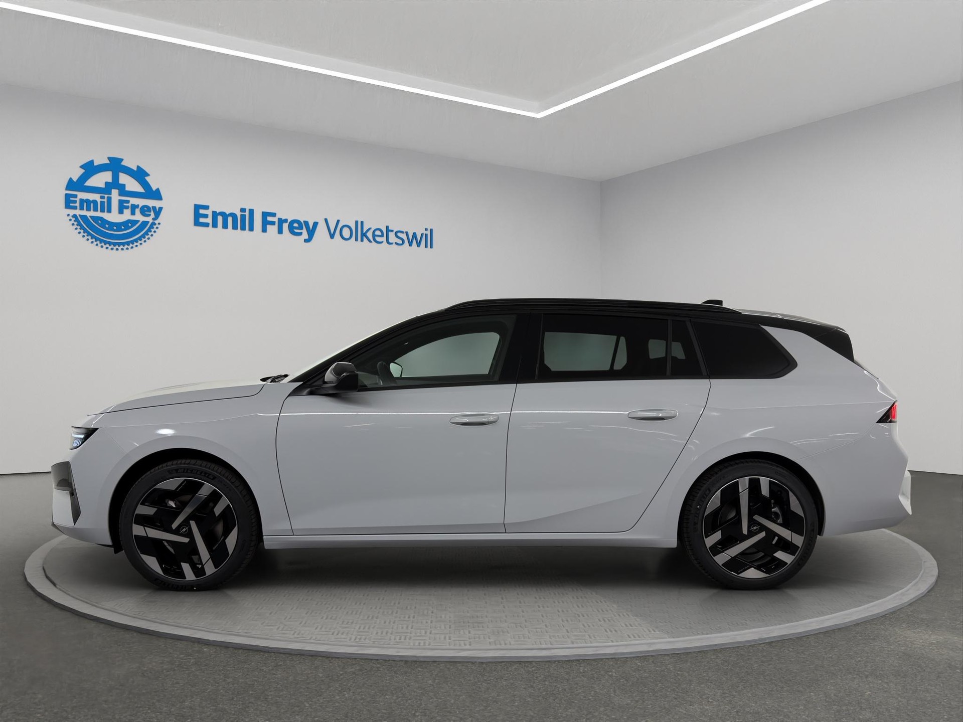 OPEL Astra-e Sports Tourer Ultimate-image-1