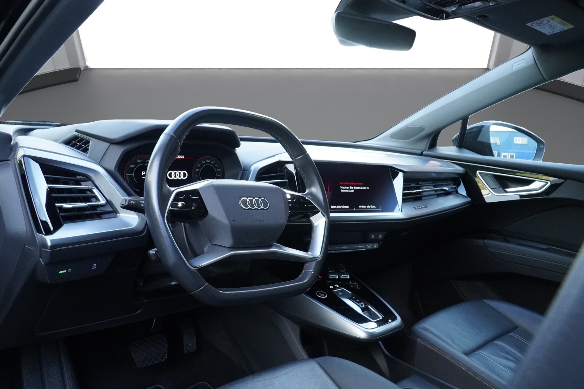AUDI Q4 e-tron 50 quattro CH Fahrzeug AHK-1200kg*-image-8
