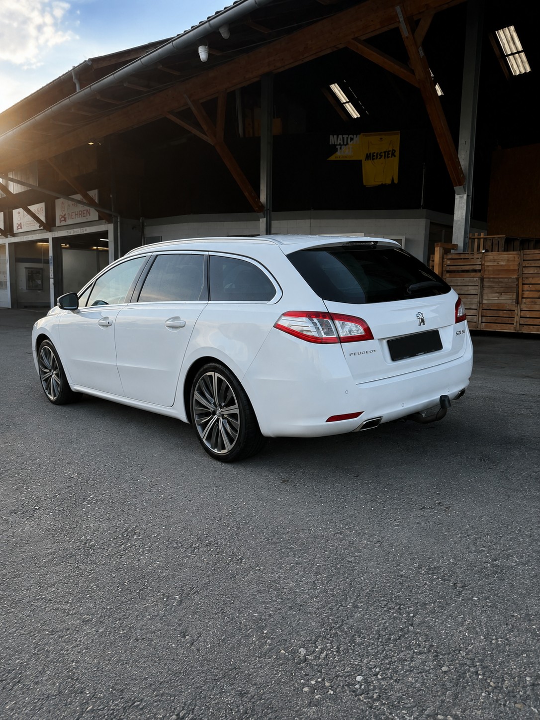 PEUGEOT 508 SW 2.2 HDI GT Automatic-image-2