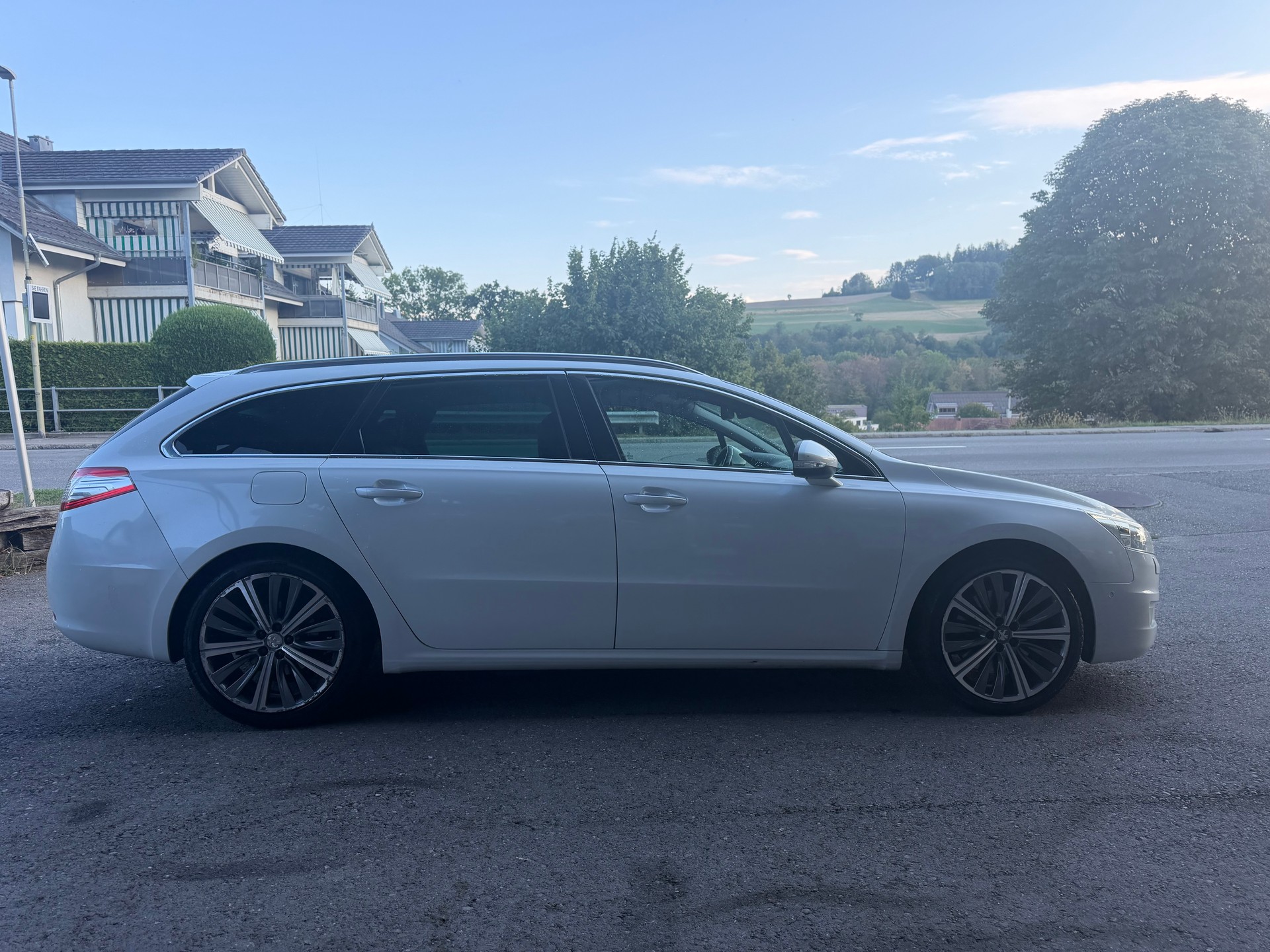 PEUGEOT 508 SW 2.2 HDI GT Automatic-image-5