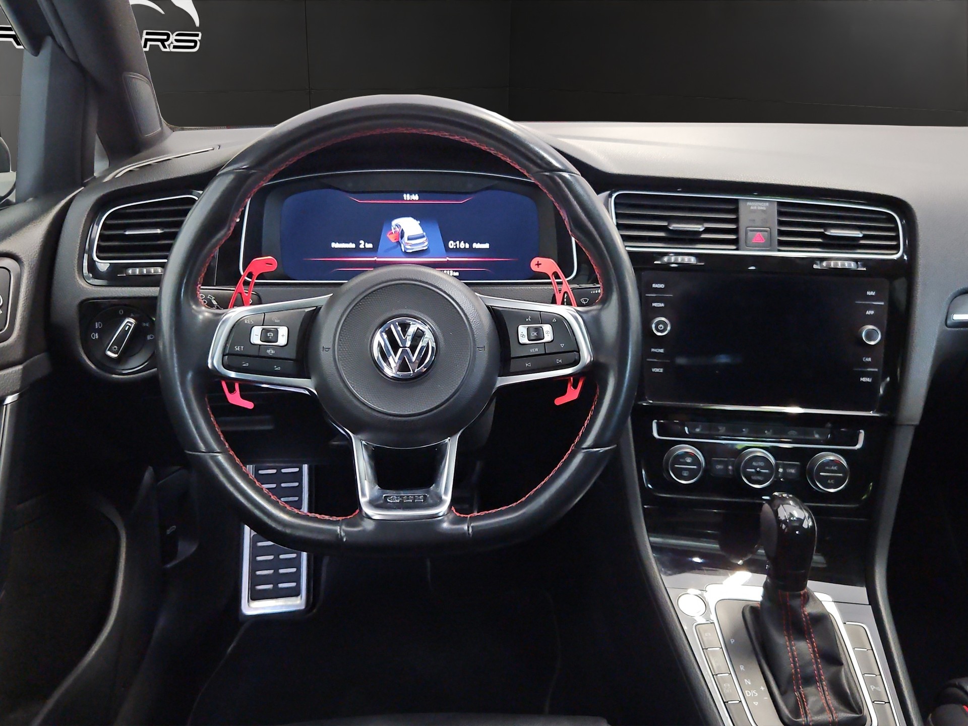 VW Golf 2.0 TSI GTI Performance DSG-image-14