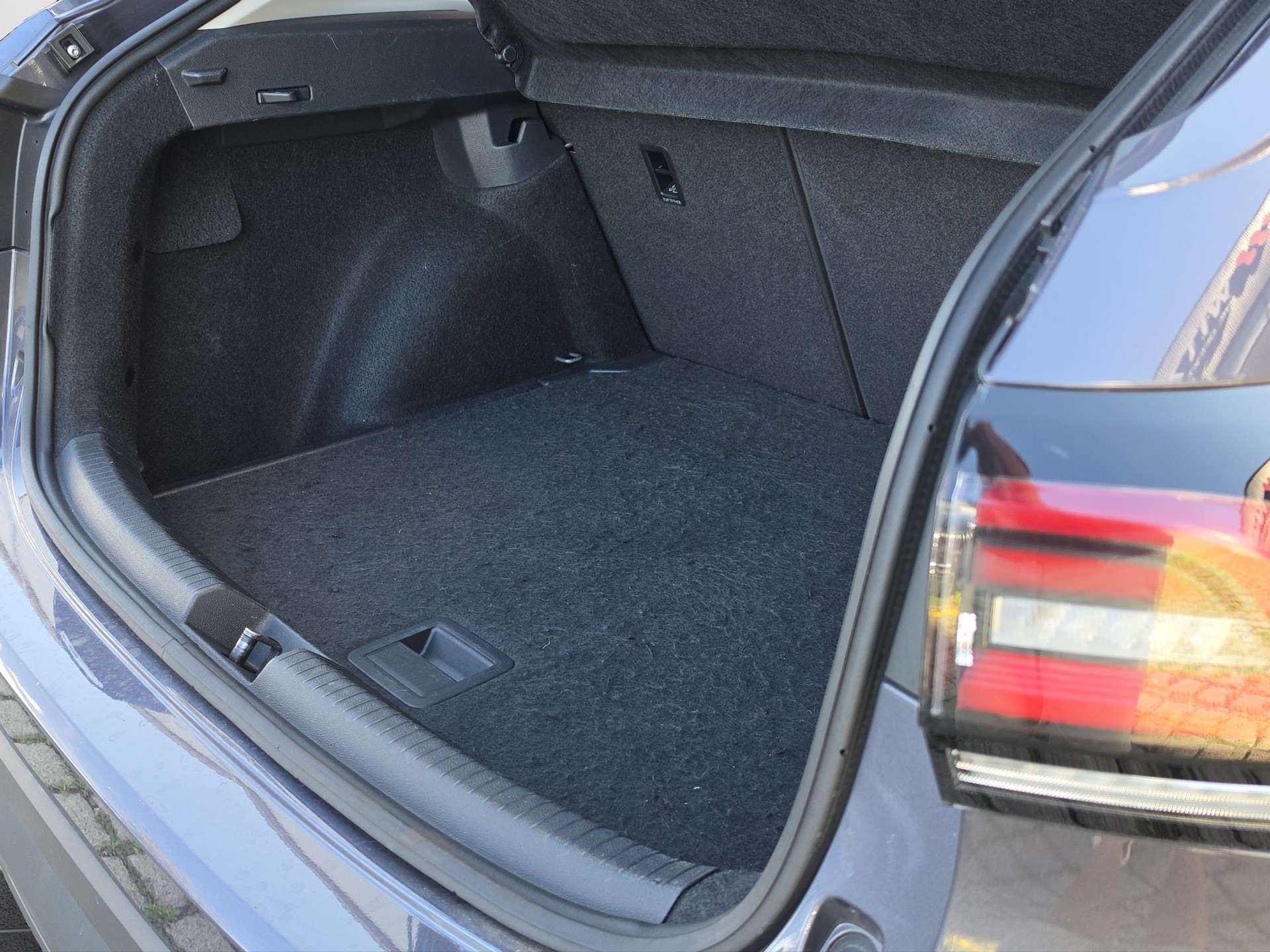 VW Taigo 1.5 TSI 75 Edition DSG-image-9