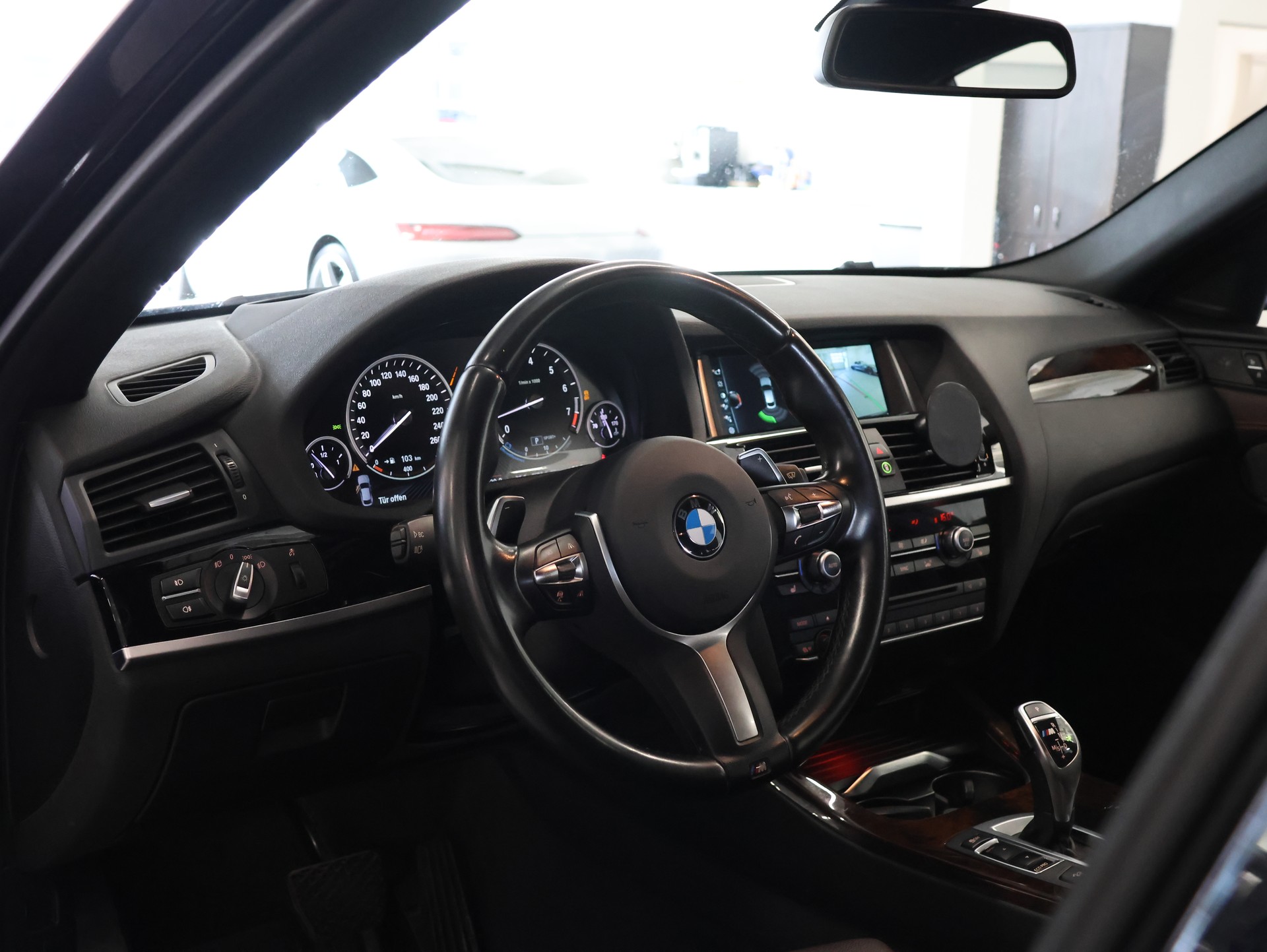 BMW X4 M 40i Steptronic-image-15