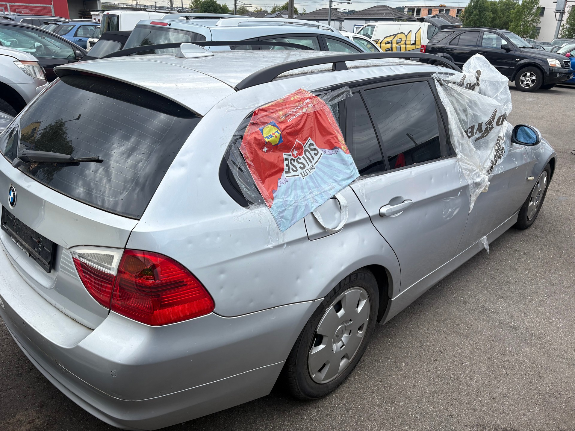 BMW 320d Touring-image-7