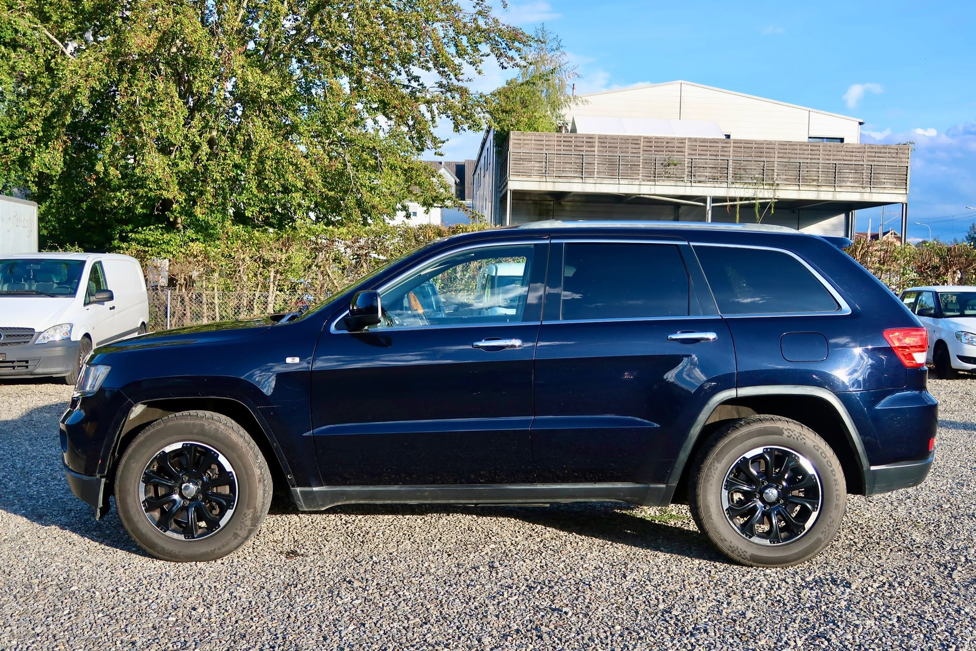 JEEP Grand Cherokee 3.6 V6 Overland Automatic-image-2