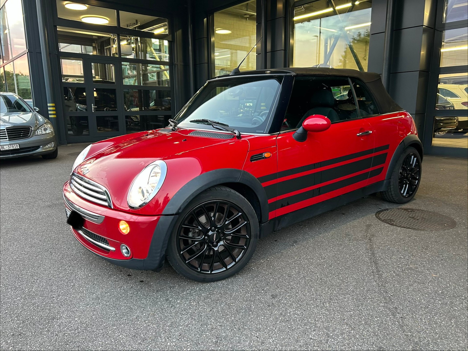 MINI 1.6i Cooper-image-0