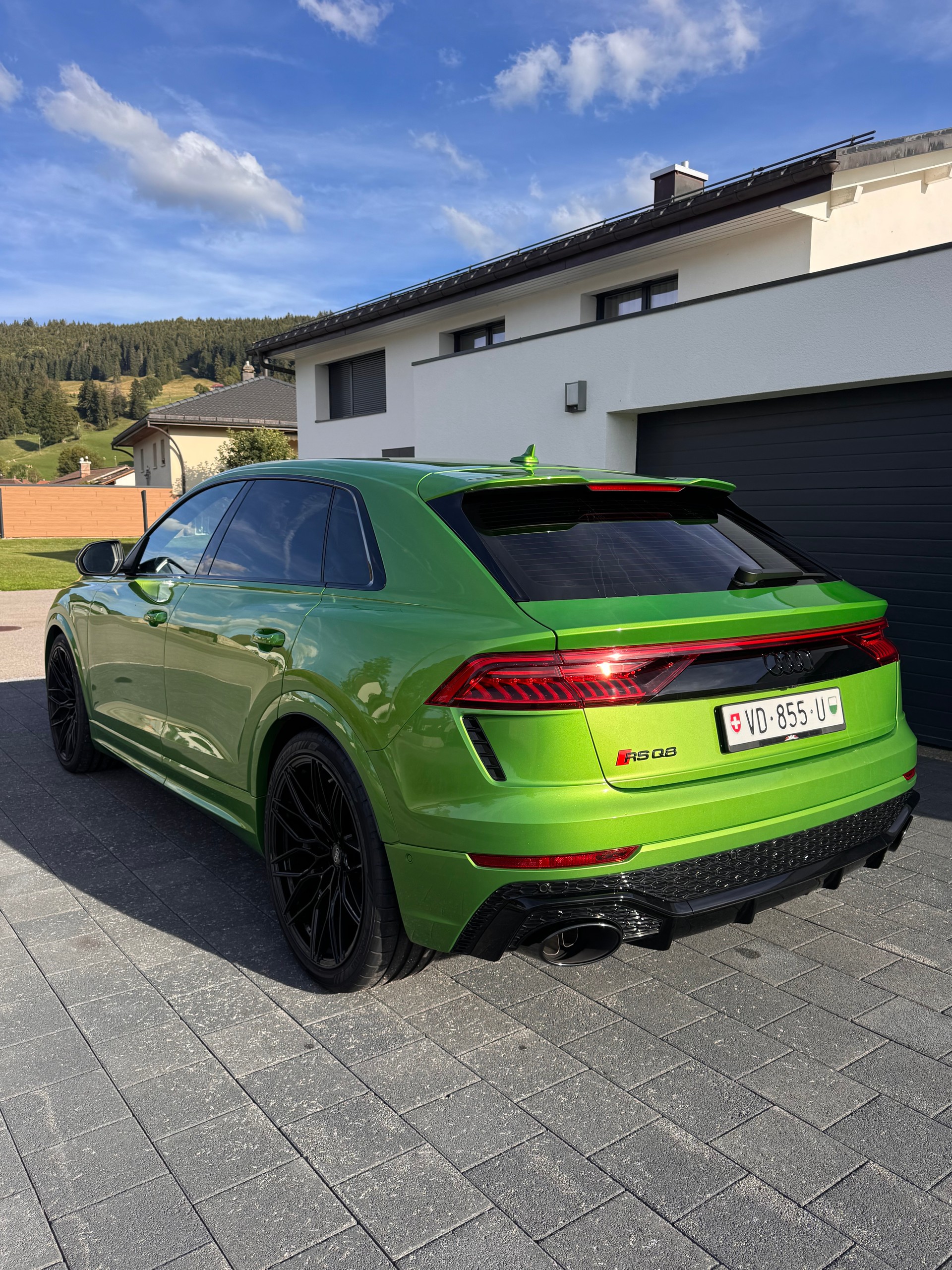 AUDI RSQ8 quattro tiptronic-image-5