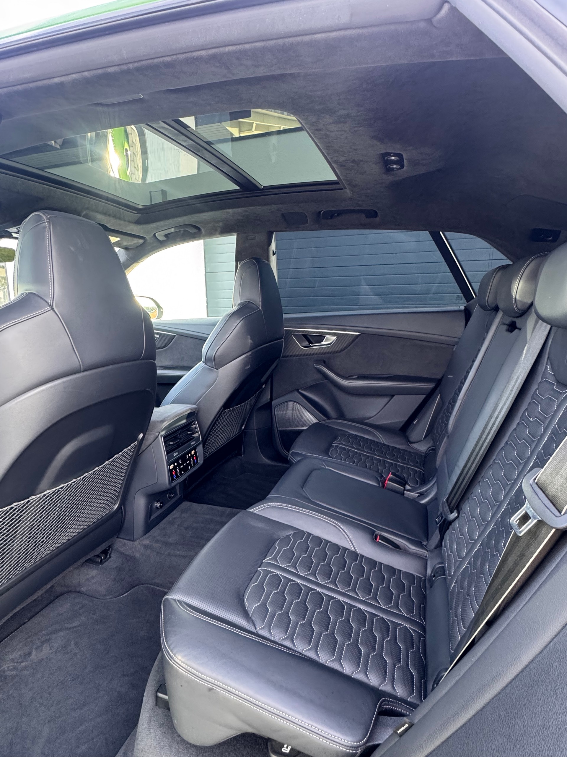 AUDI RSQ8 quattro tiptronic-image-7