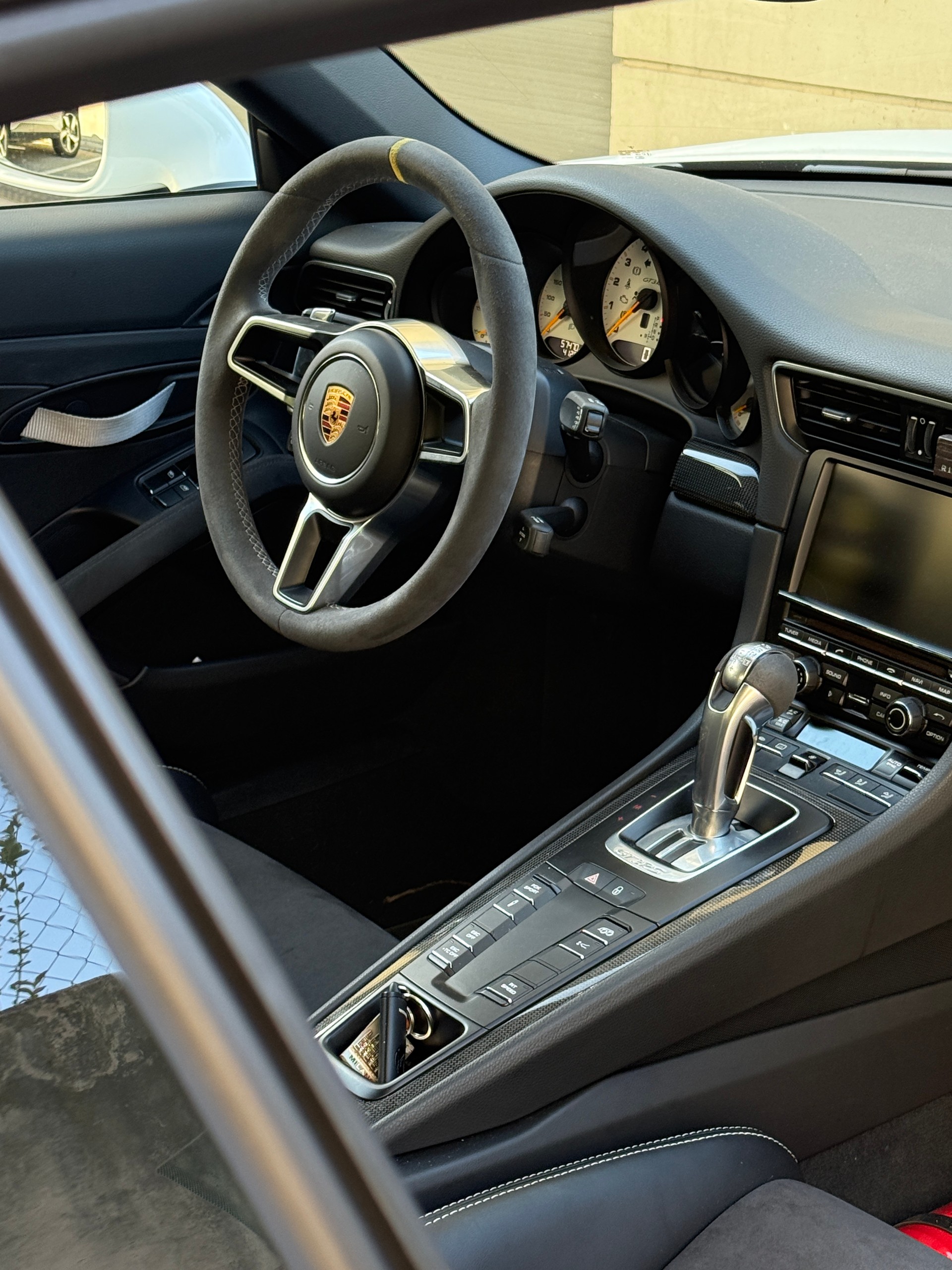 PORSCHE 911 GT3 RS PDK-image-8