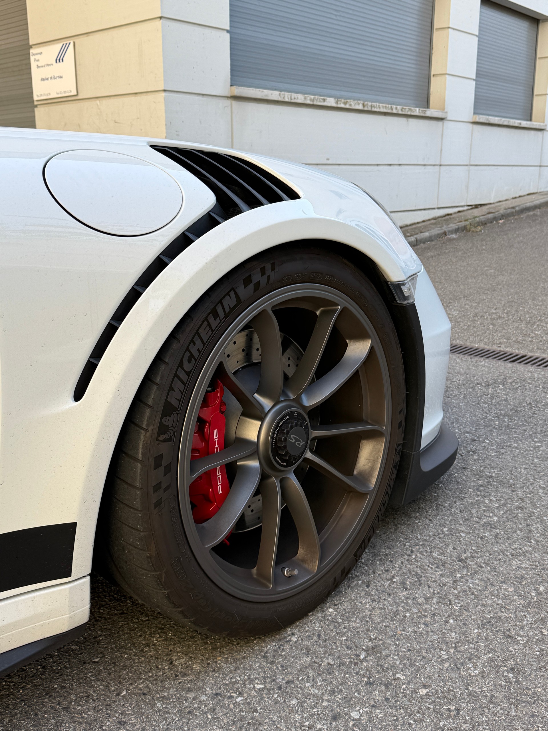 PORSCHE 911 GT3 RS PDK-image-3