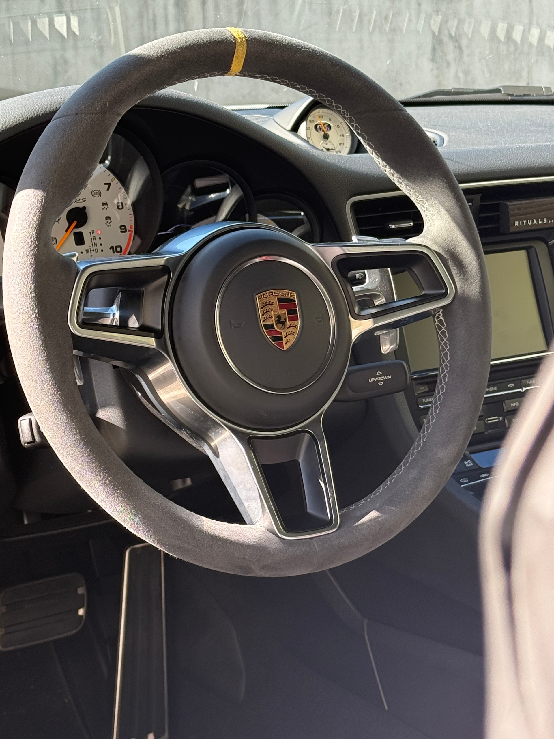 PORSCHE 911 GT3 RS PDK-image-13
