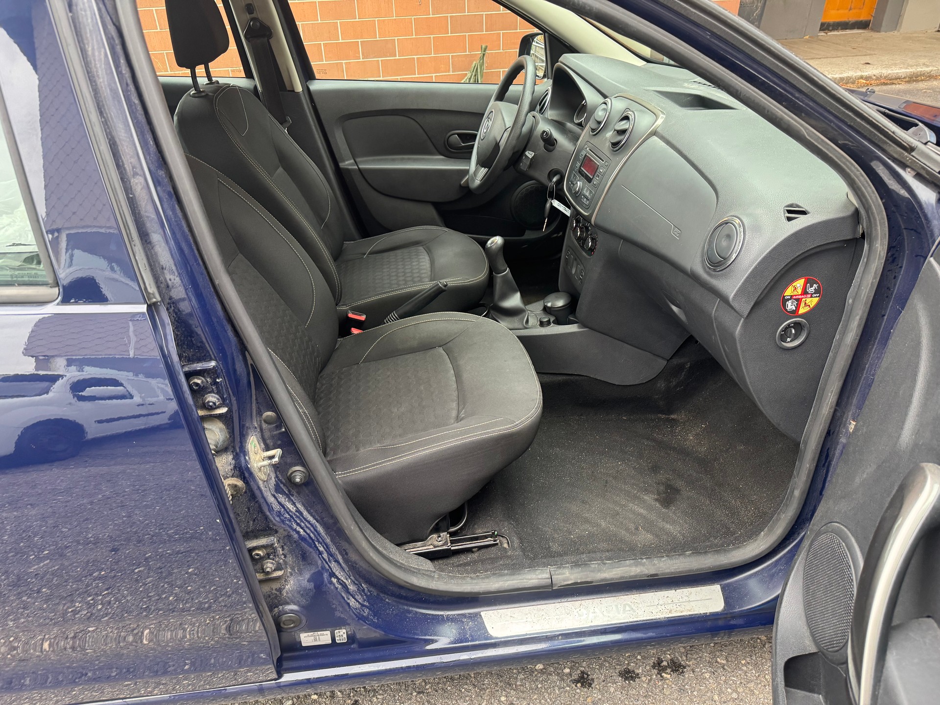 DACIA Sandero Tce 90 Ambiance-image-10