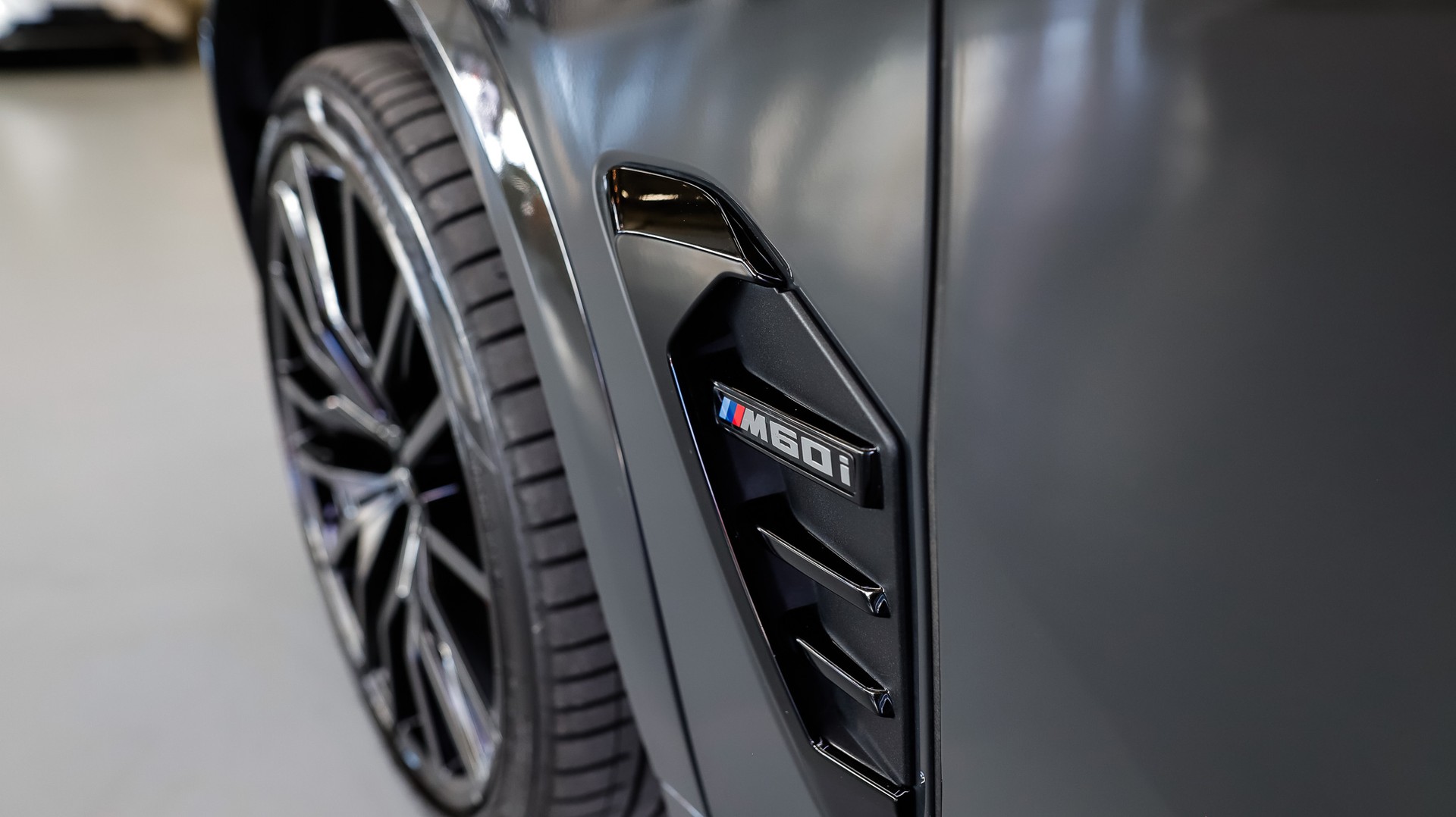 BMW X5 xDrive 48V M60i M Sport Pro Steptronic * M5 Sportsitze *-image-7