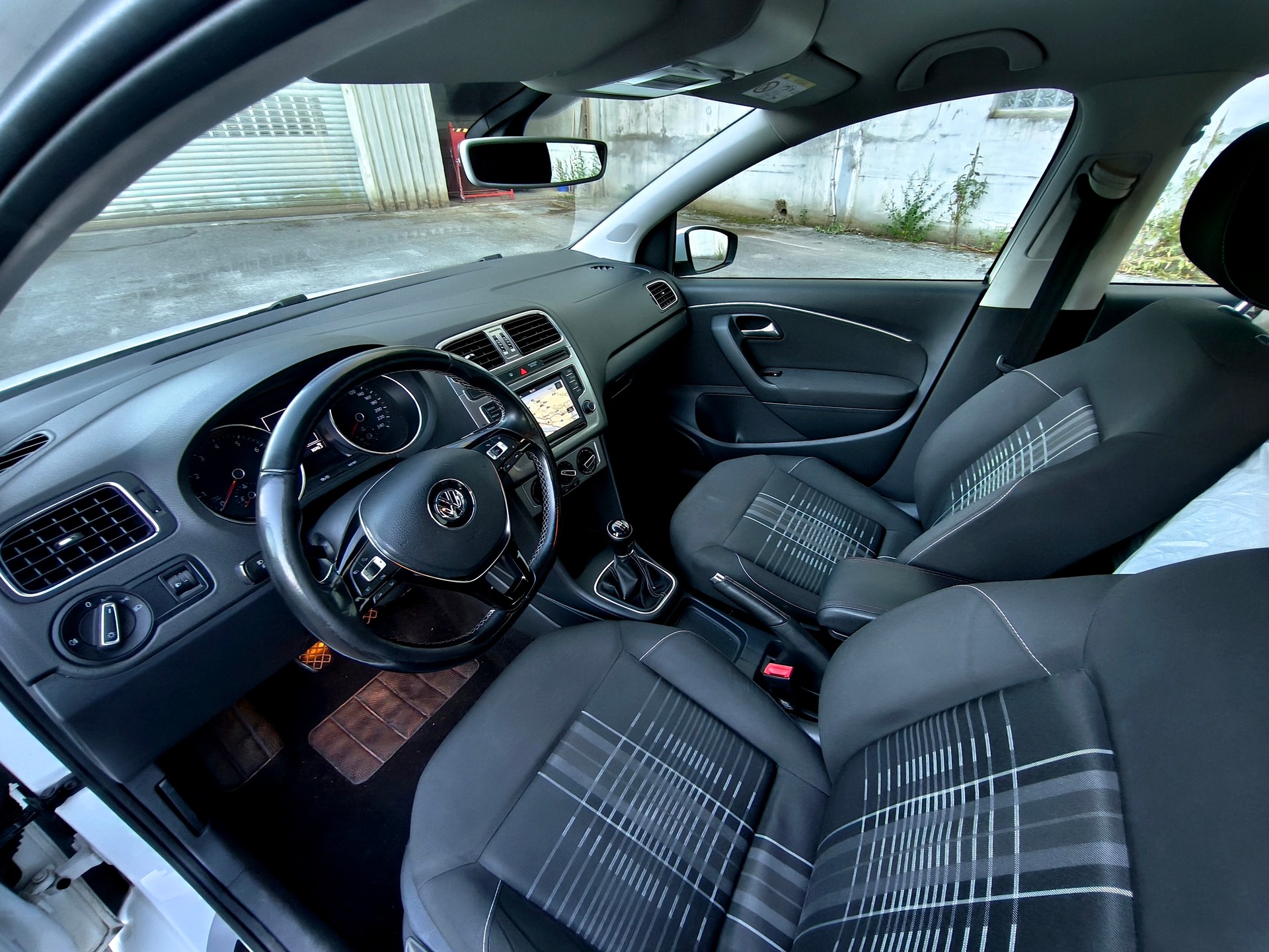 VW Polo - Lounge Édition - Expertisé-image-4