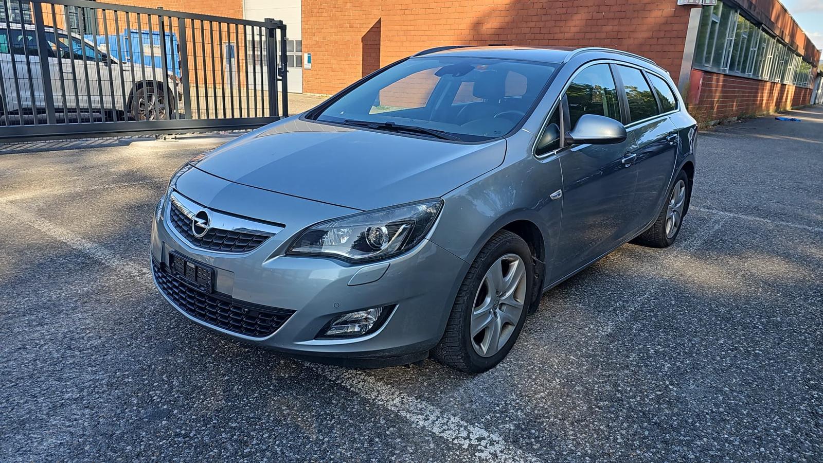 OPEL Astra SportsTourer 1.6i 16V Turbo Sport Automatic-image-7