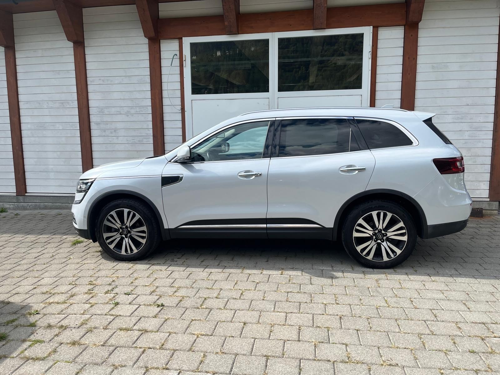 RENAULT Koleos 2.0 dCi Intens 4x4 Xtronic CVT-image-1