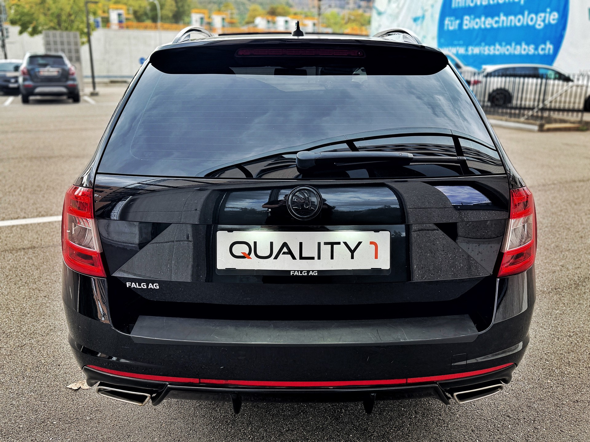 SKODA Octavia Combi 2.0 TDI RS 4x4 DSG-image-5