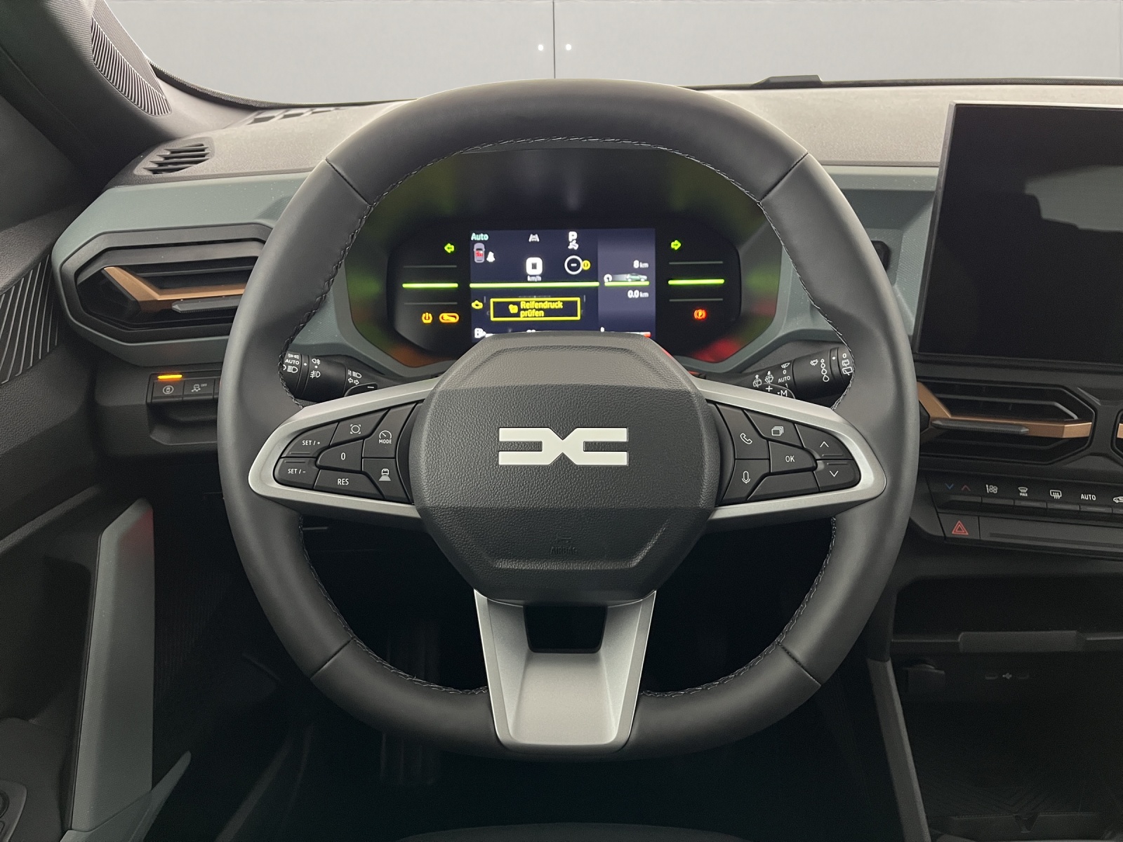 DACIA Duster 1.2 Hybrid Extreme 4WD-image-9
