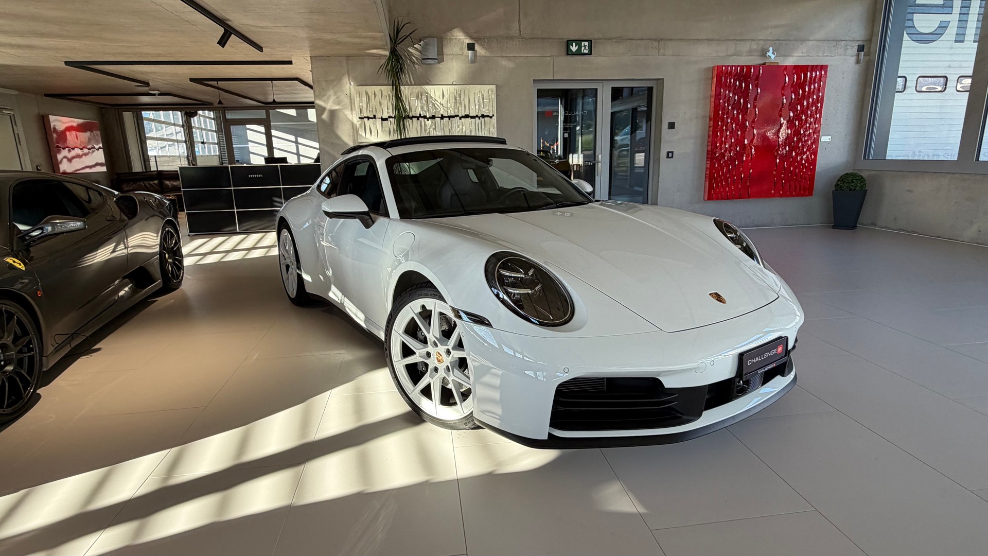 PORSCHE Carrera 992 Spéciale white edition-image-5