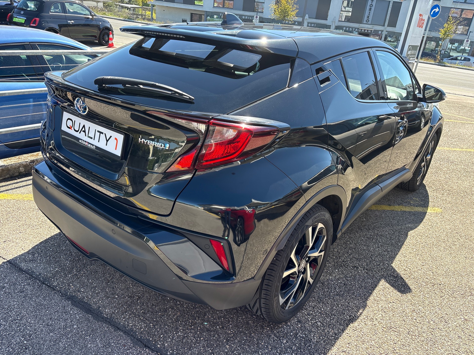 TOYOTA C-HR 1.8 HSD CVT Comfort-image-2