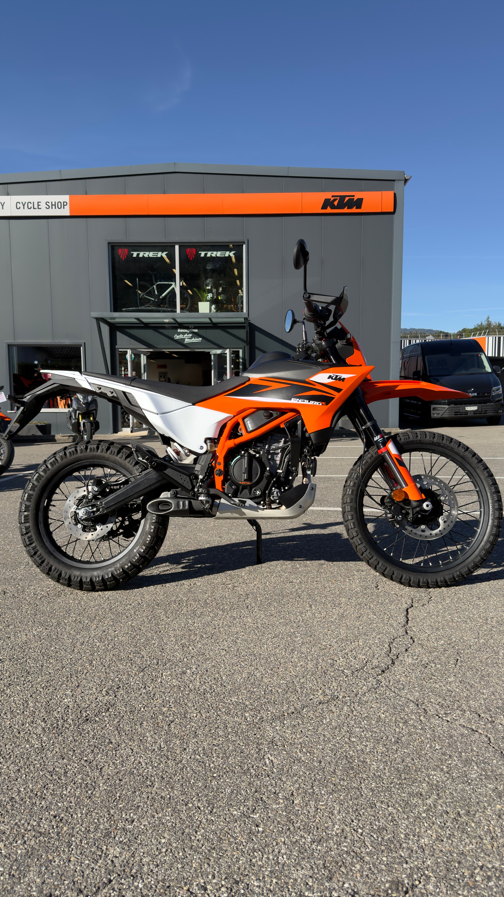 KTM 125 Enduro R-showroom-element-1