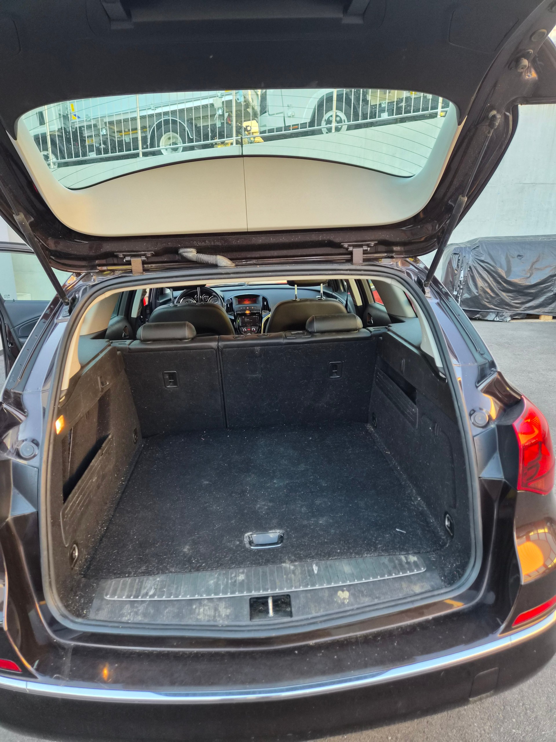 OPEL Astra SportsTourer 1.6i 16V-image-10