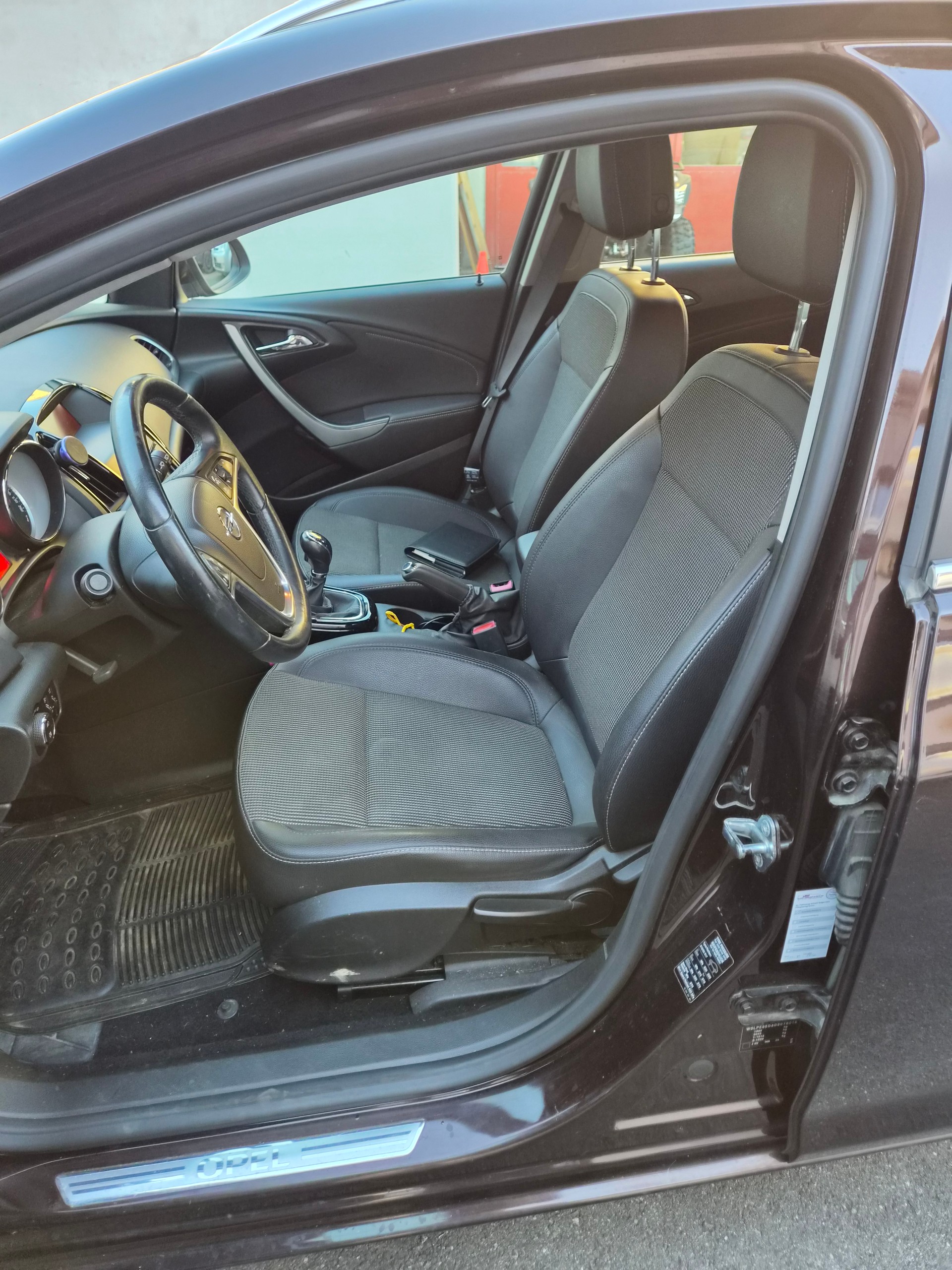 OPEL Astra SportsTourer 1.6i 16V-image-8
