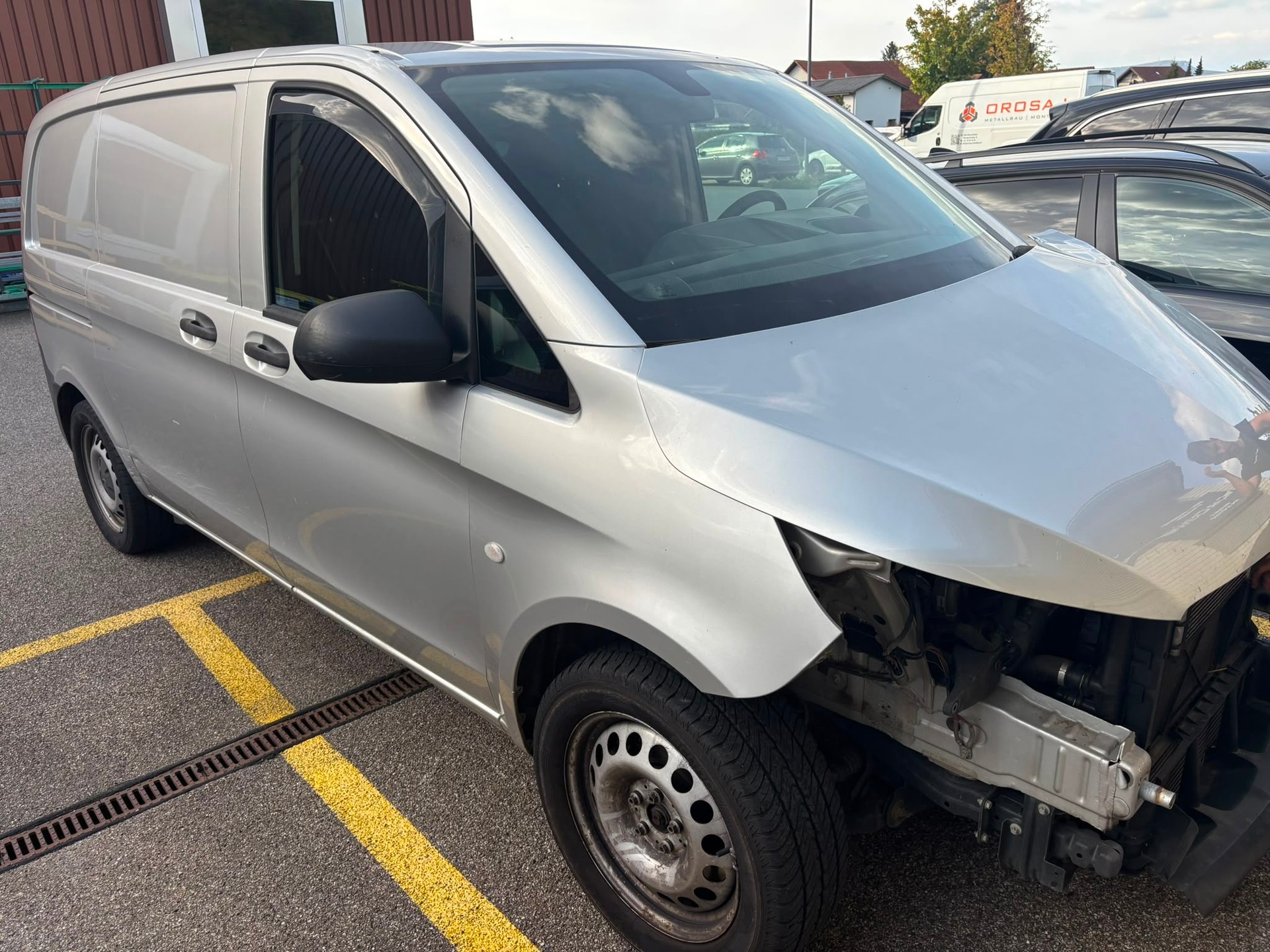 MERCEDES-BENZ Vito 114 BlueTEC EL 4Matic 7G-Tronic Euro 6-image-4