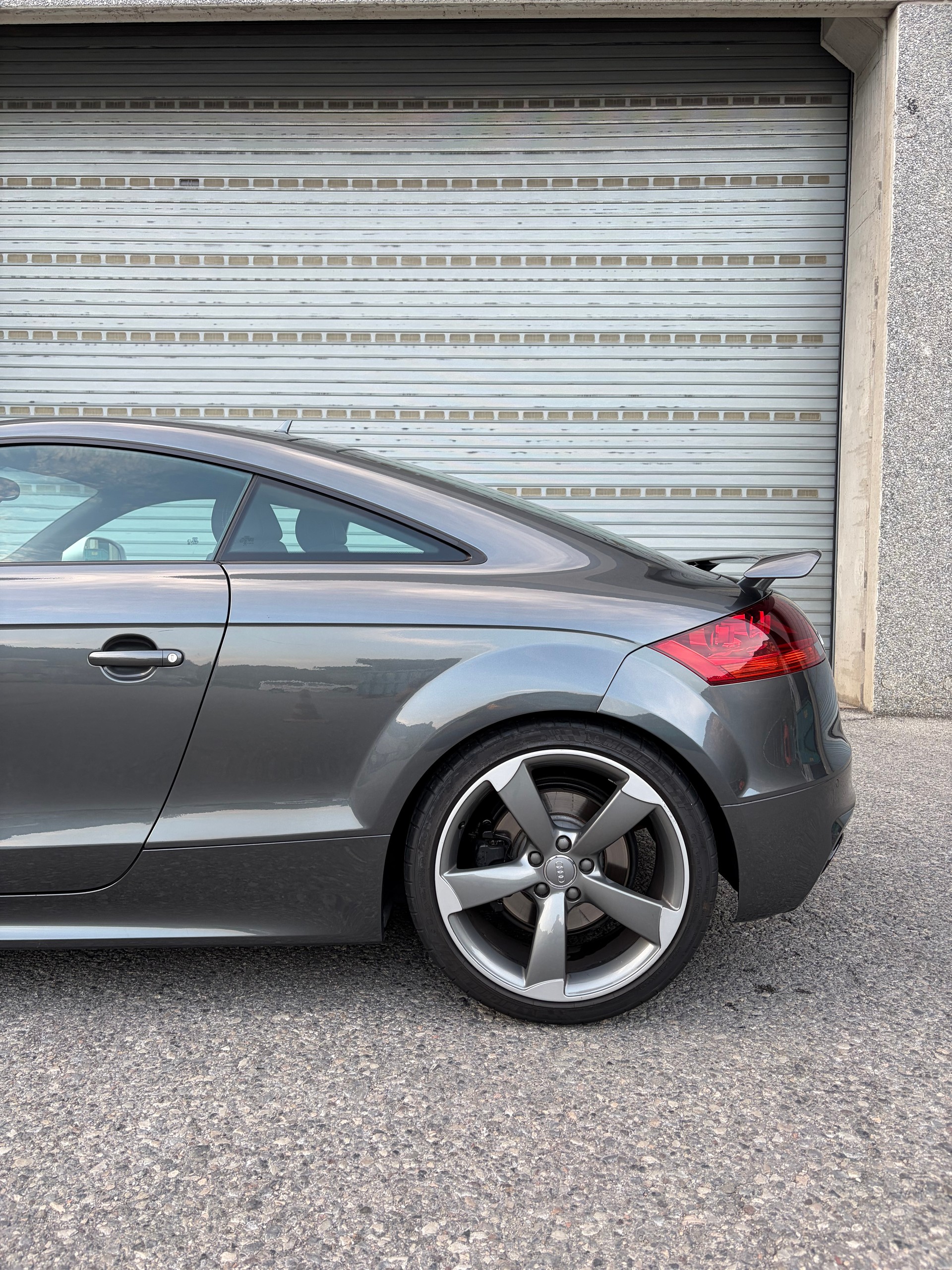 AUDI 2.5 TFSI quattro-image-3