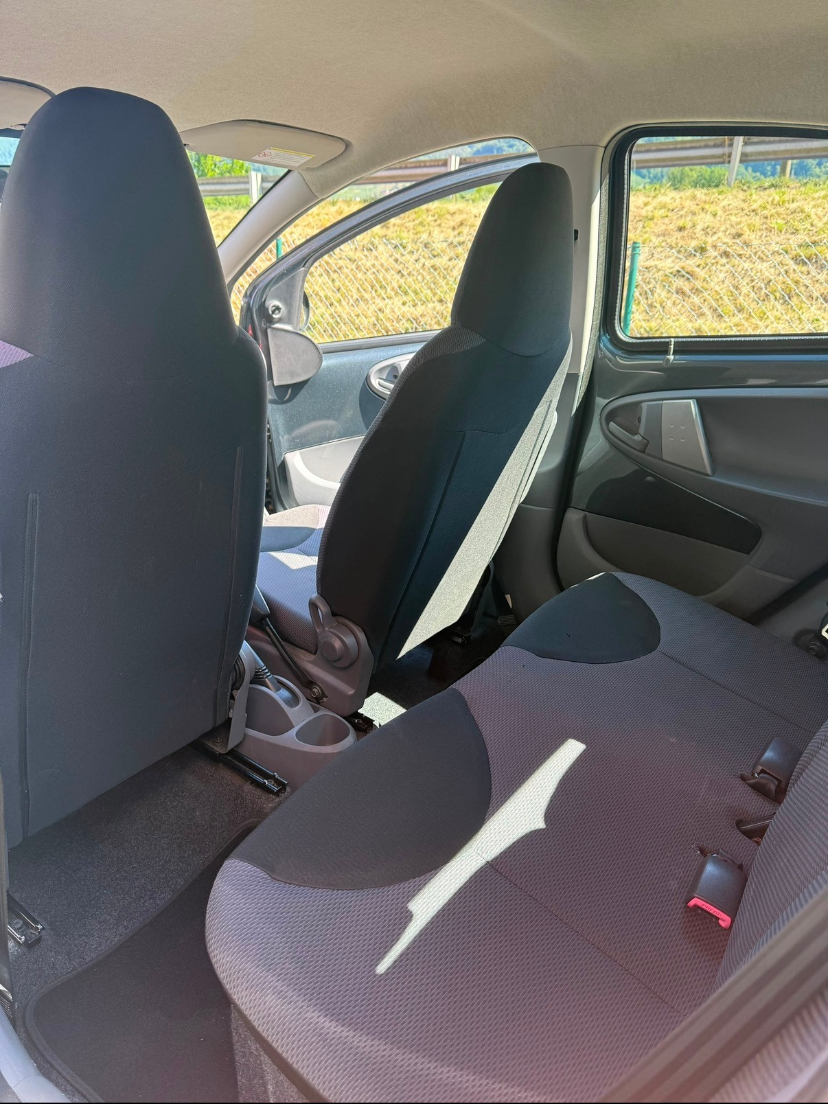 TOYOTA Aygo 1.0-image-5