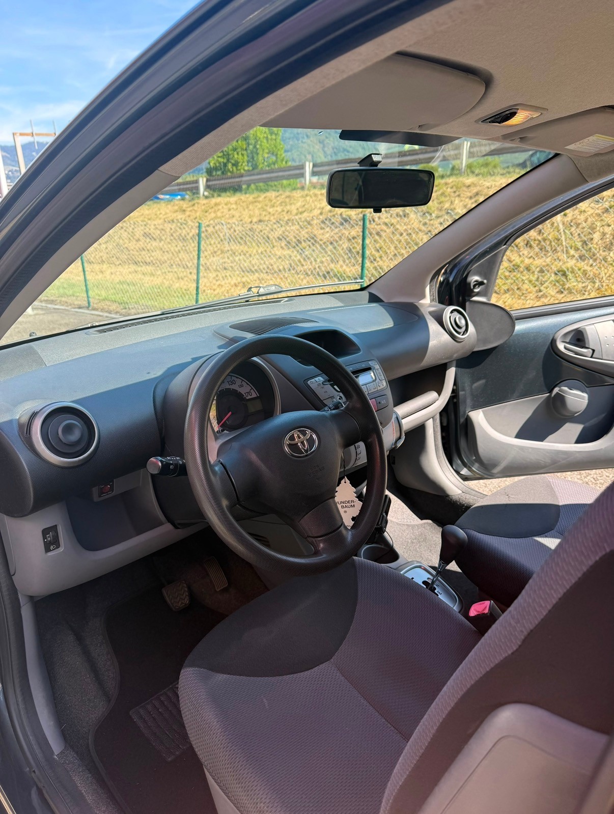 TOYOTA Aygo 1.0-image-4