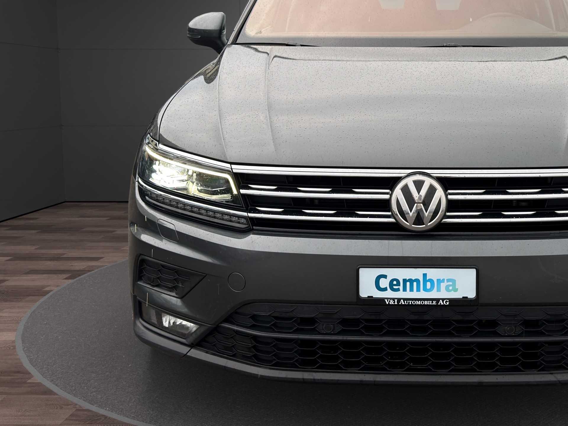 VW Tiguan 2.0 TDI SCR Comfortline 4Motion DSG-image-8