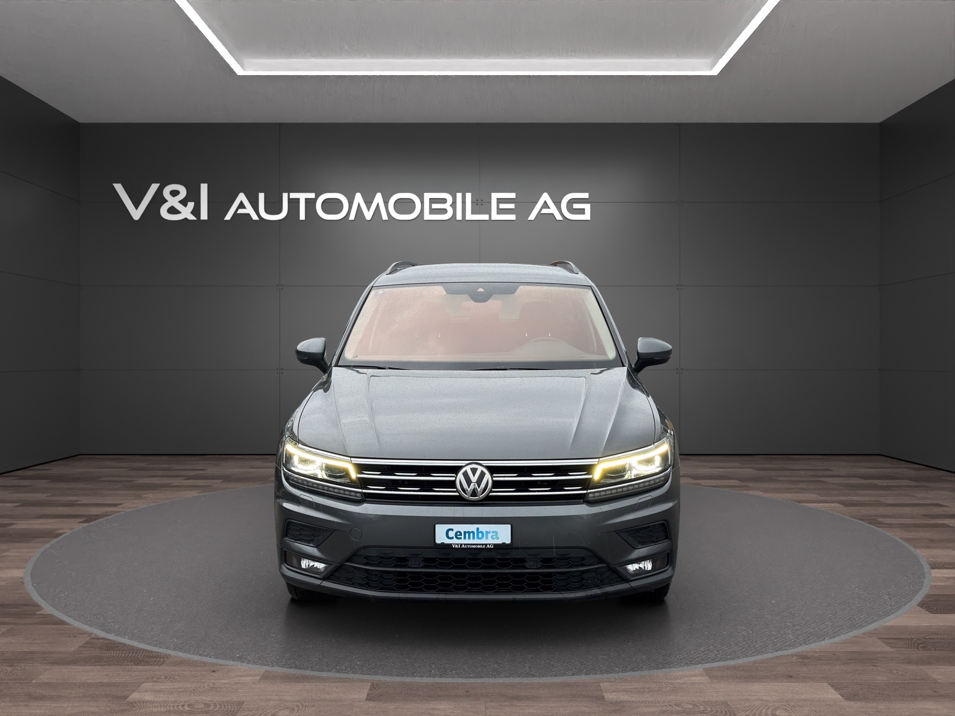 VW Tiguan 2.0 TDI SCR Comfortline 4Motion DSG-image-2