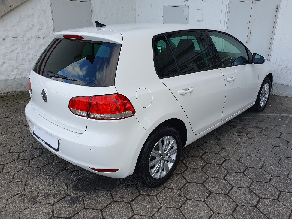 VW Golf 1.4 TSI Comfortline DSG-image-2