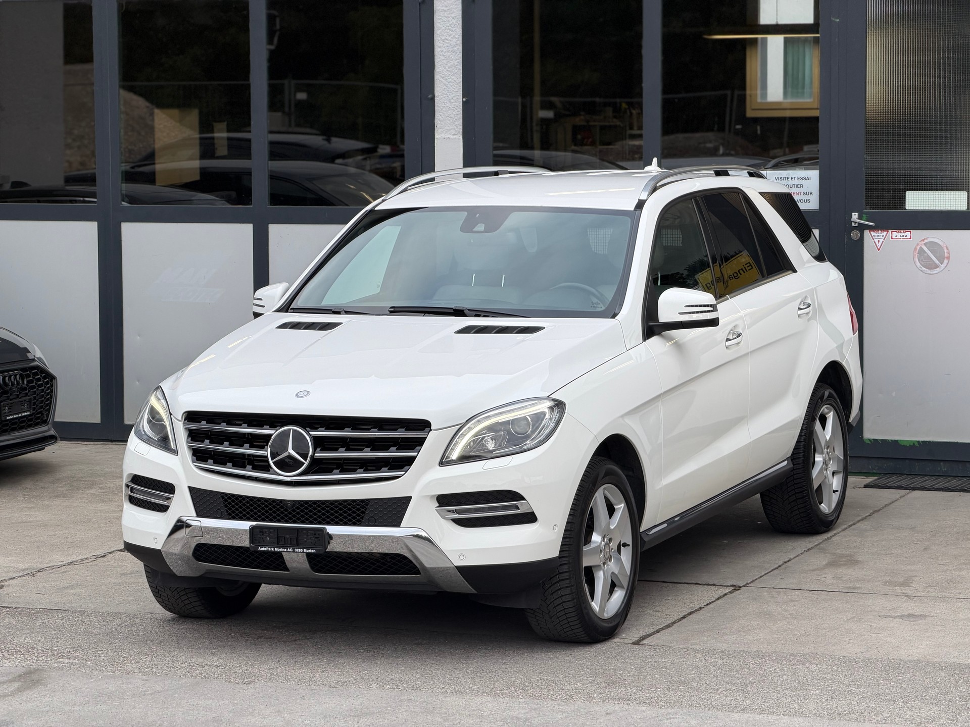 MERCEDES-BENZ ML 350 BlueTEC Executive 4Matic AHK 3.5T-image-1