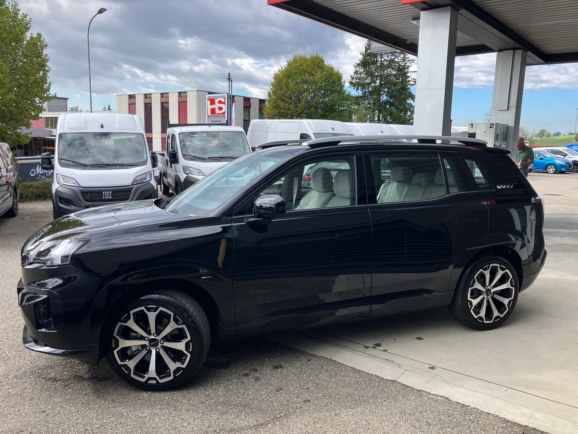 GAC GAC Aion V Herstellung Europa im Magna Werk Steyr !!! Top-Ausstattung!!! 75KW Batterie mit 510 Km Reichweite !!!-image-1