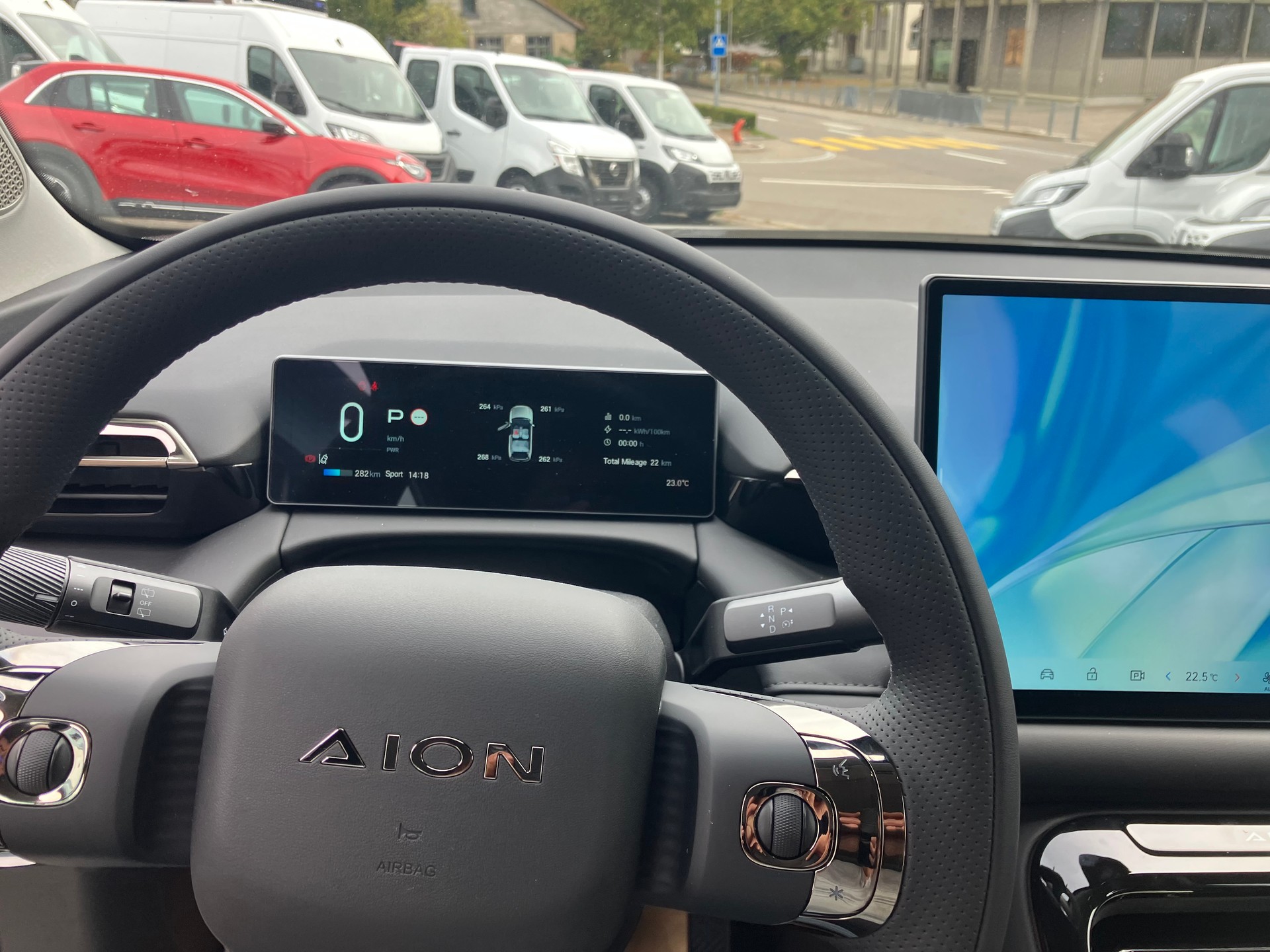 GAC GAC Aion V Herstellung Europa im Magna Werk Steyr !!! Top-Ausstattung!!! 75KW Batterie mit 510 Km Reichweite !!!-image-10