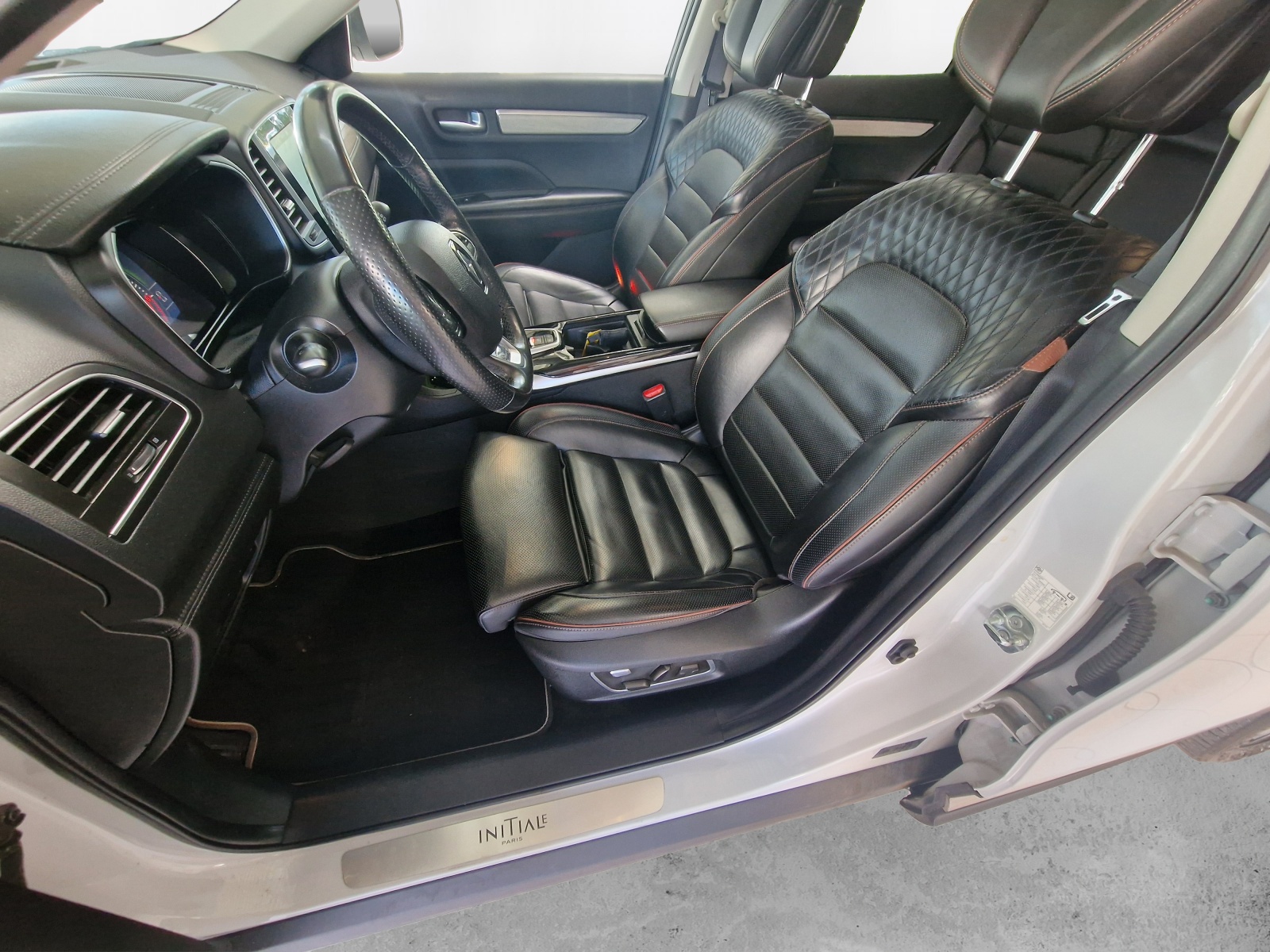 RENAULT Koleos 1.3 EDC Initiale Paris-image-9