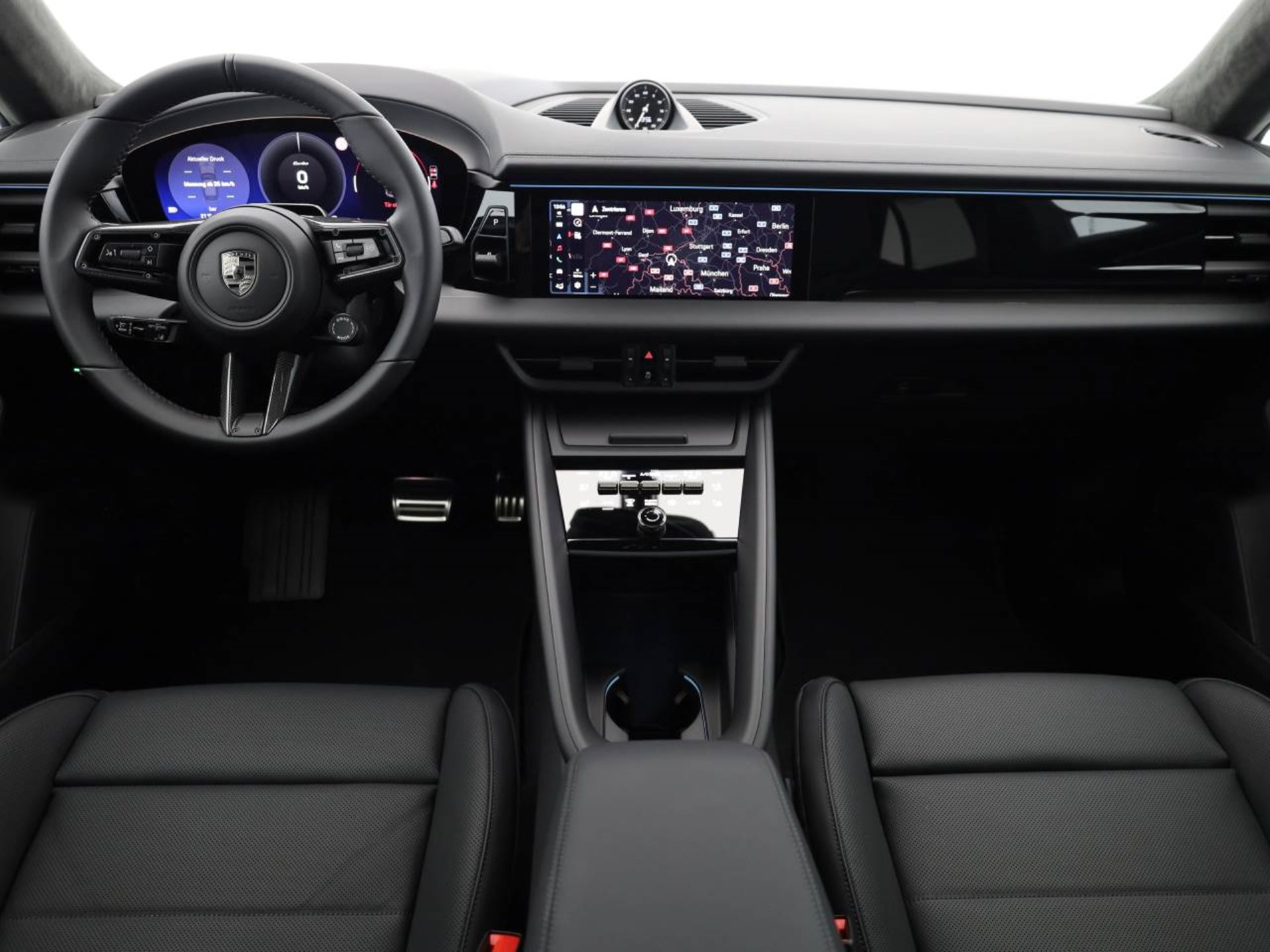 PORSCHE Macan Turbo-image-4