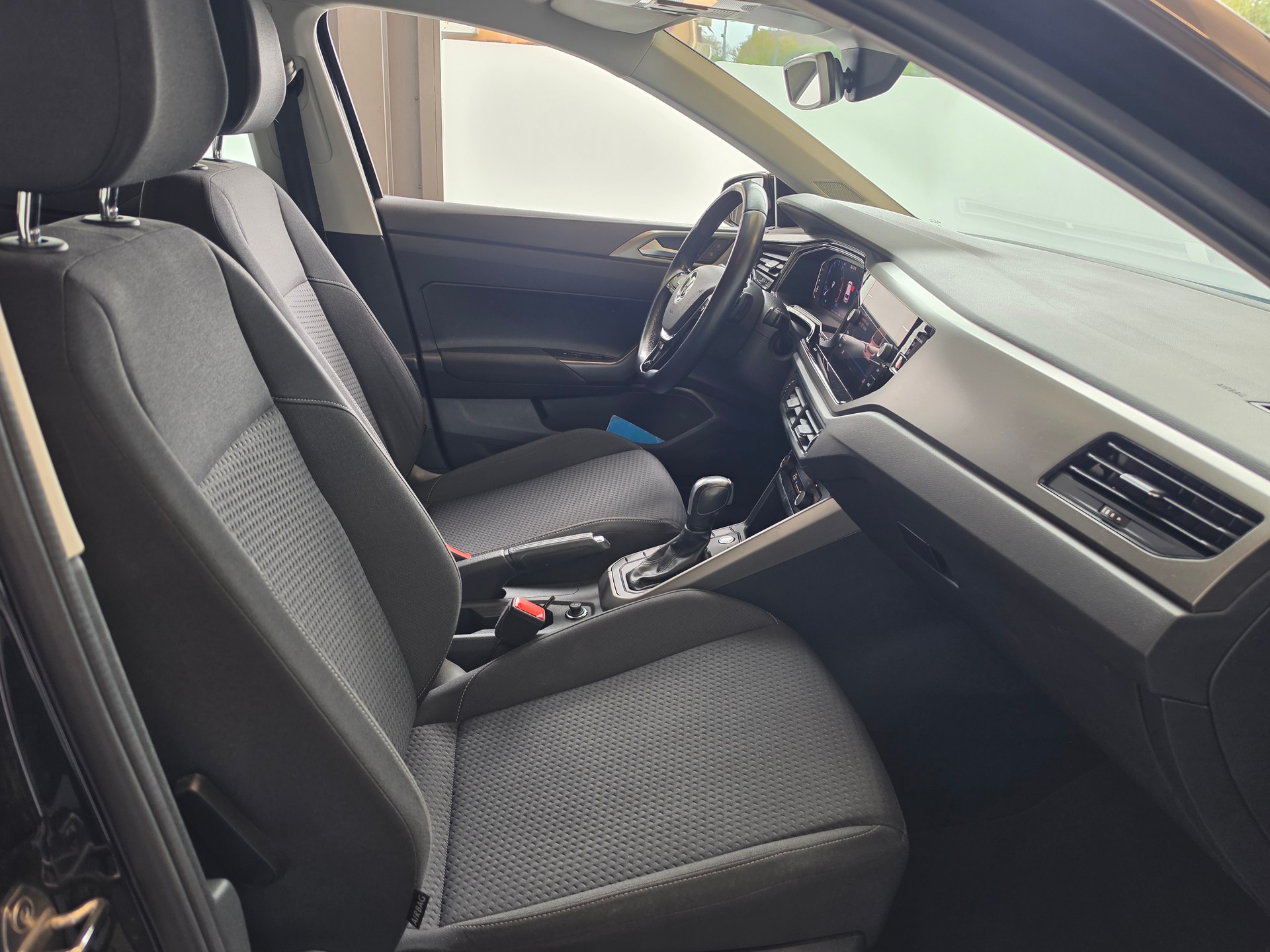 VW Polo 1.0 BMT United DSG-image-14