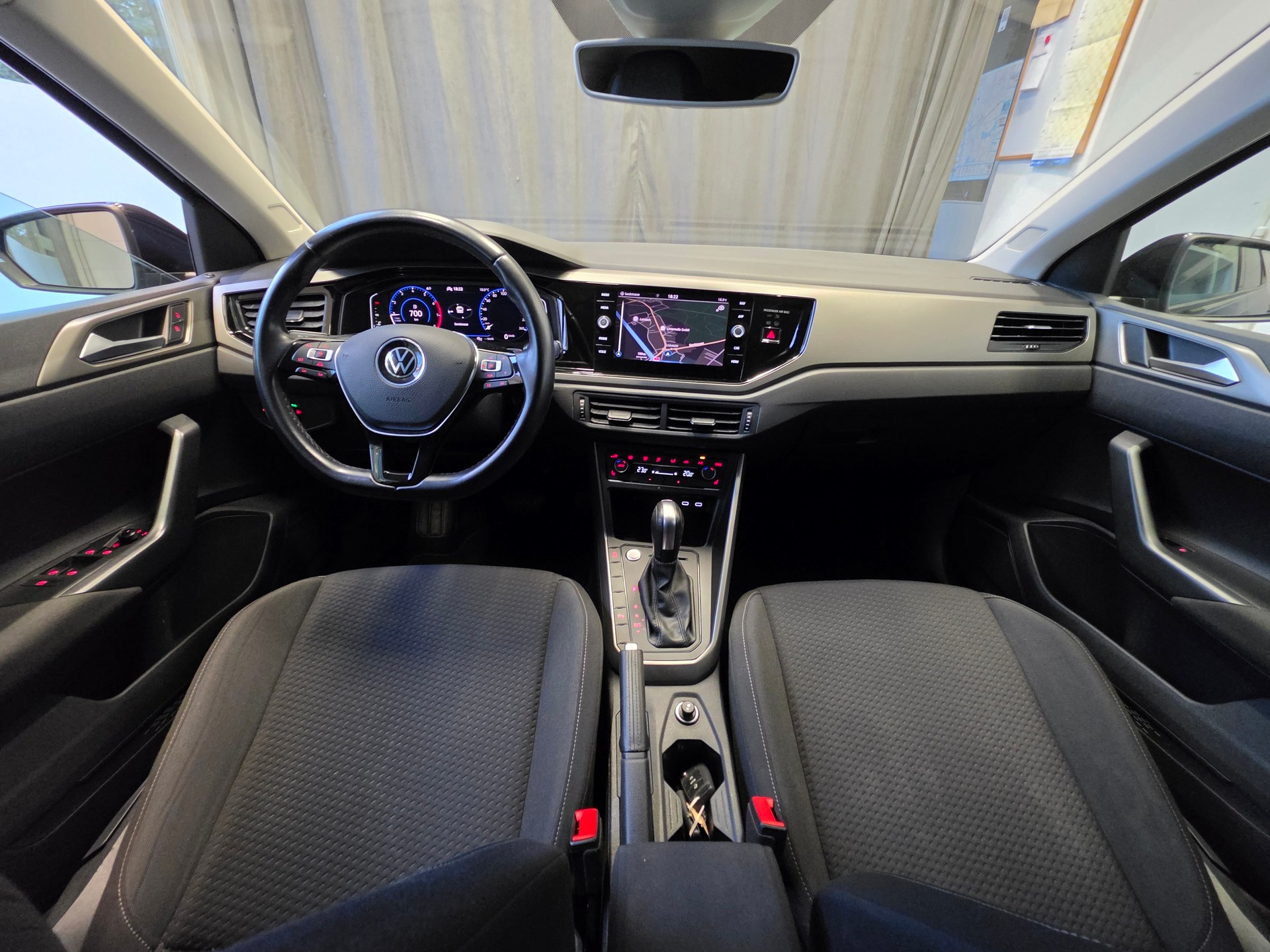 VW Polo 1.0 BMT United DSG-image-9