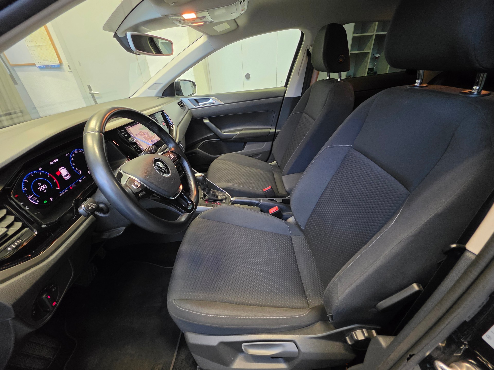 VW Polo 1.0 BMT United DSG-image-10