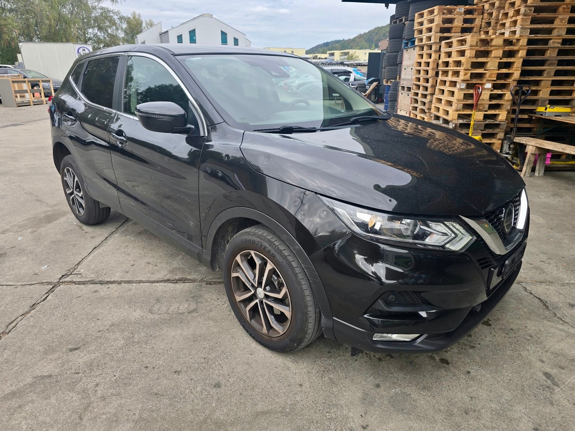 NISSAN Qashqai 1.7 dCi tekna Xtronic ALL-MODE 4x4-image-1