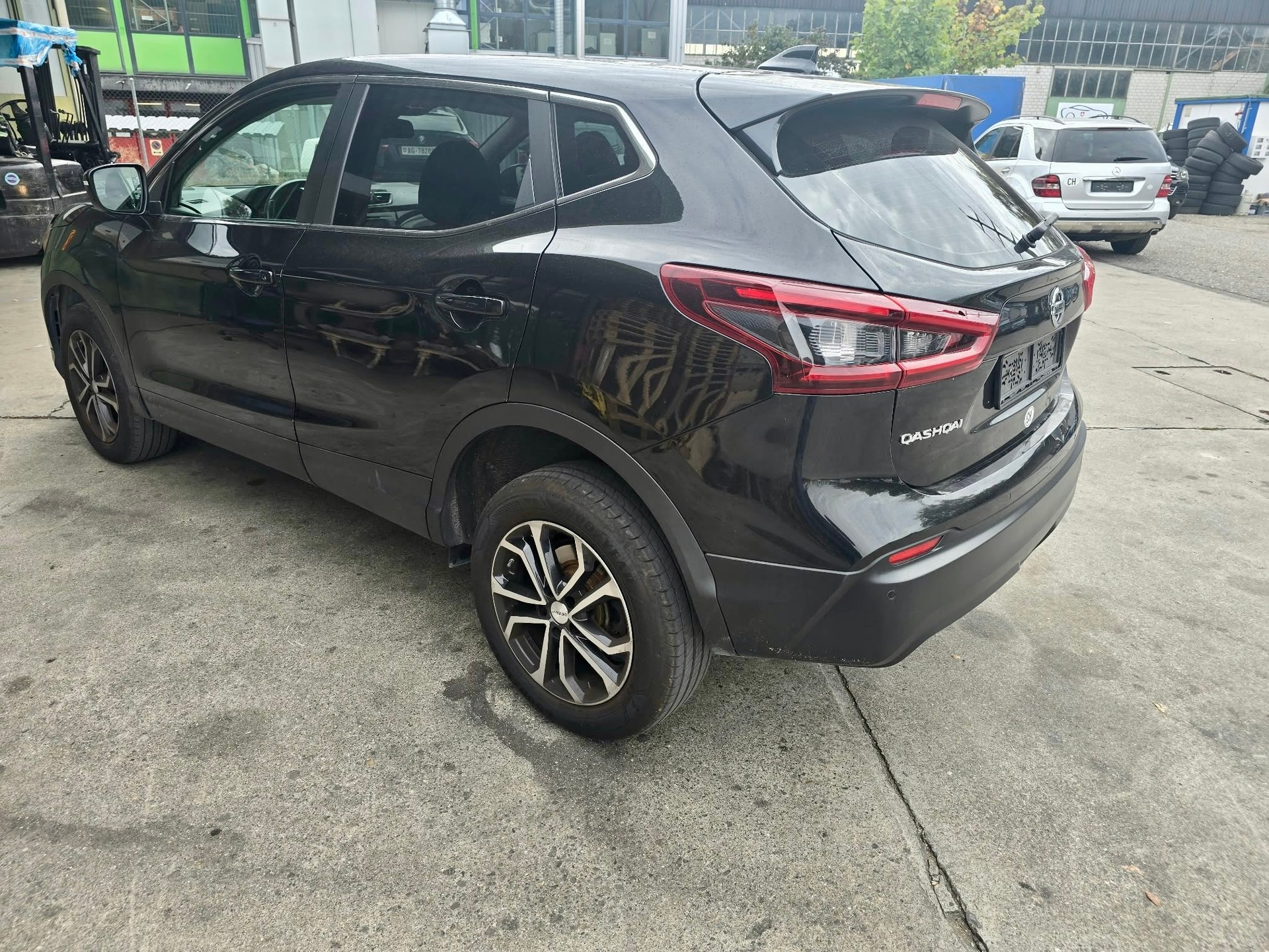 NISSAN Qashqai 1.7 dCi tekna Xtronic ALL-MODE 4x4-image-2