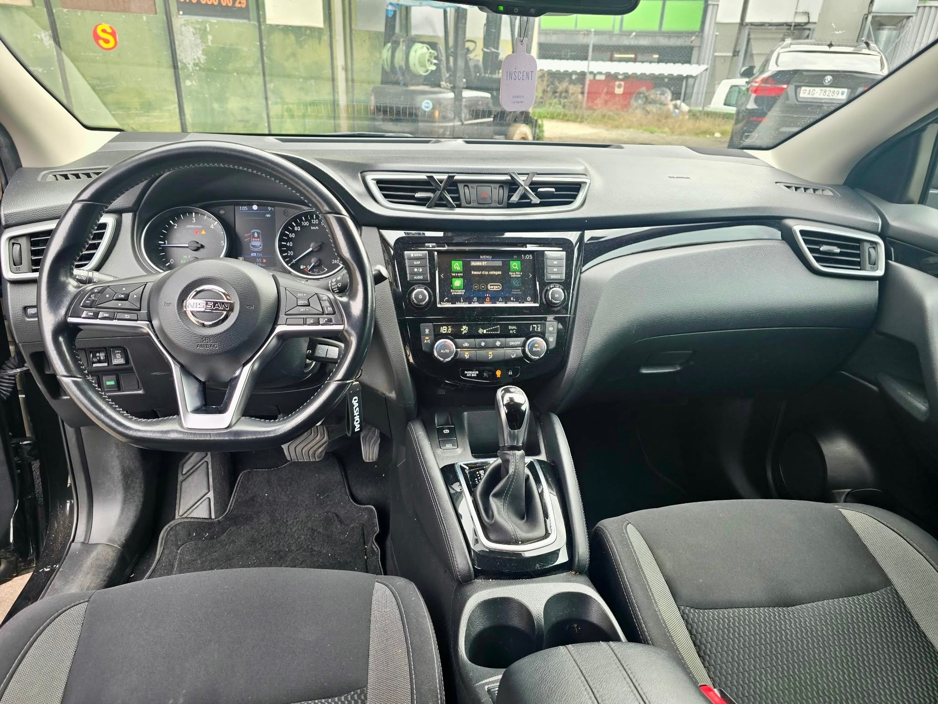 NISSAN Qashqai 1.7 dCi tekna Xtronic ALL-MODE 4x4-image-8