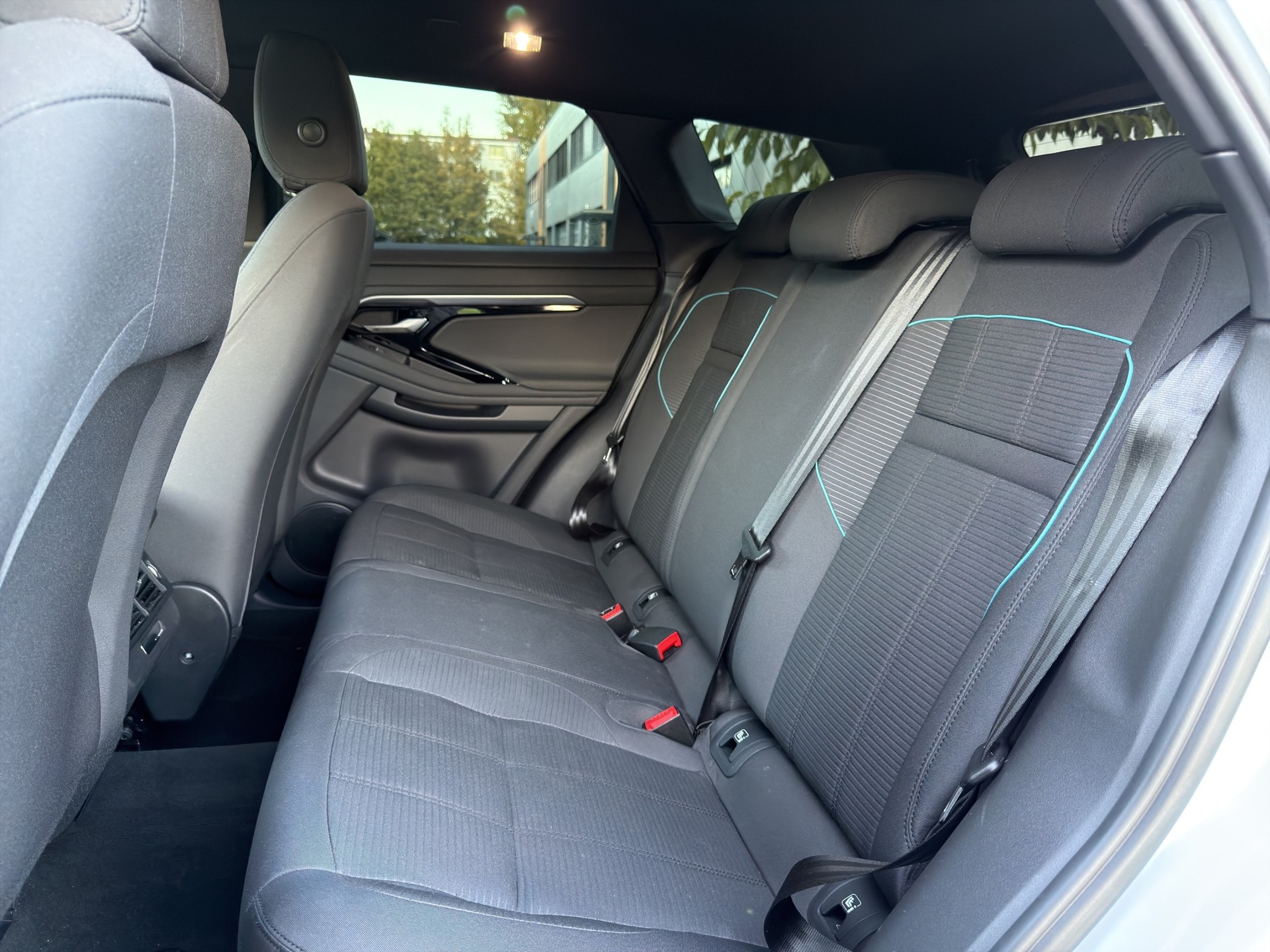 LAND ROVER Range Rover Evoque Bronze Collection 200 AT9-image-13