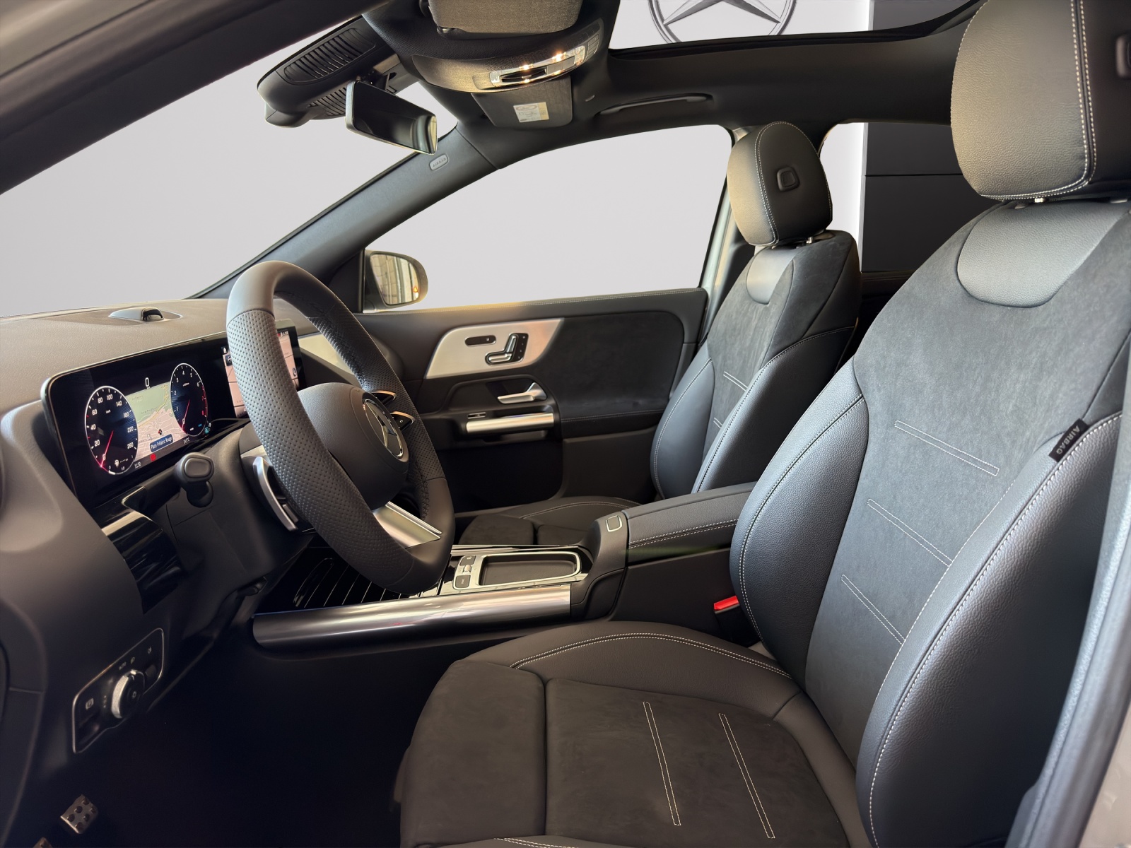 MERCEDES-BENZ GLA 250 4Matic 8G-DCT Swiss Star-image-7